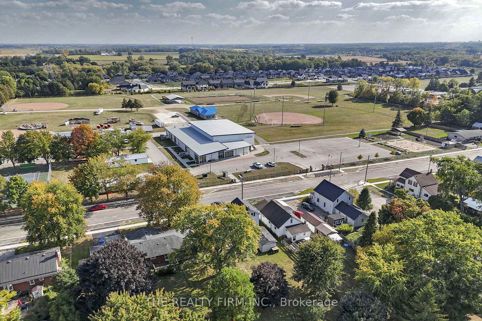 Photo 32 of 278 Upper Queen Avenue, Thames Centre, Thorndale — HOMEH