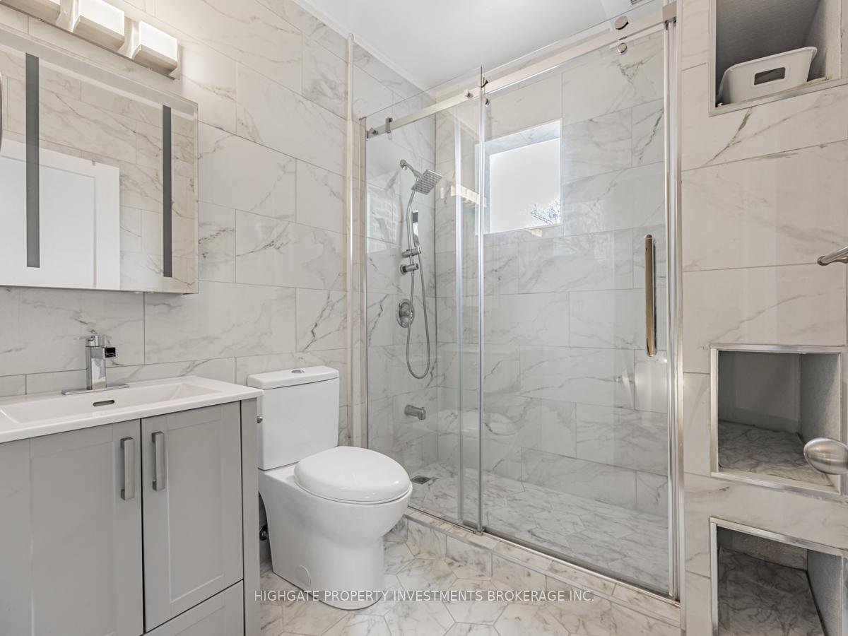 Photo 17 of Unit Upper, 6 Kew Beach Avenue, Toronto, The Beaches — HOMEH