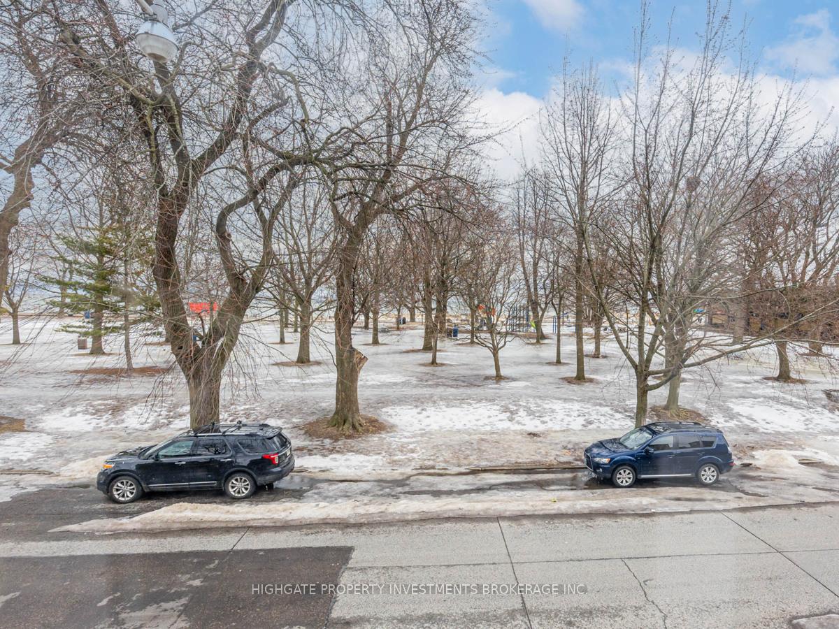 Photo 30 of Unit Upper, 6 Kew Beach Avenue, Toronto, The Beaches — HOMEH