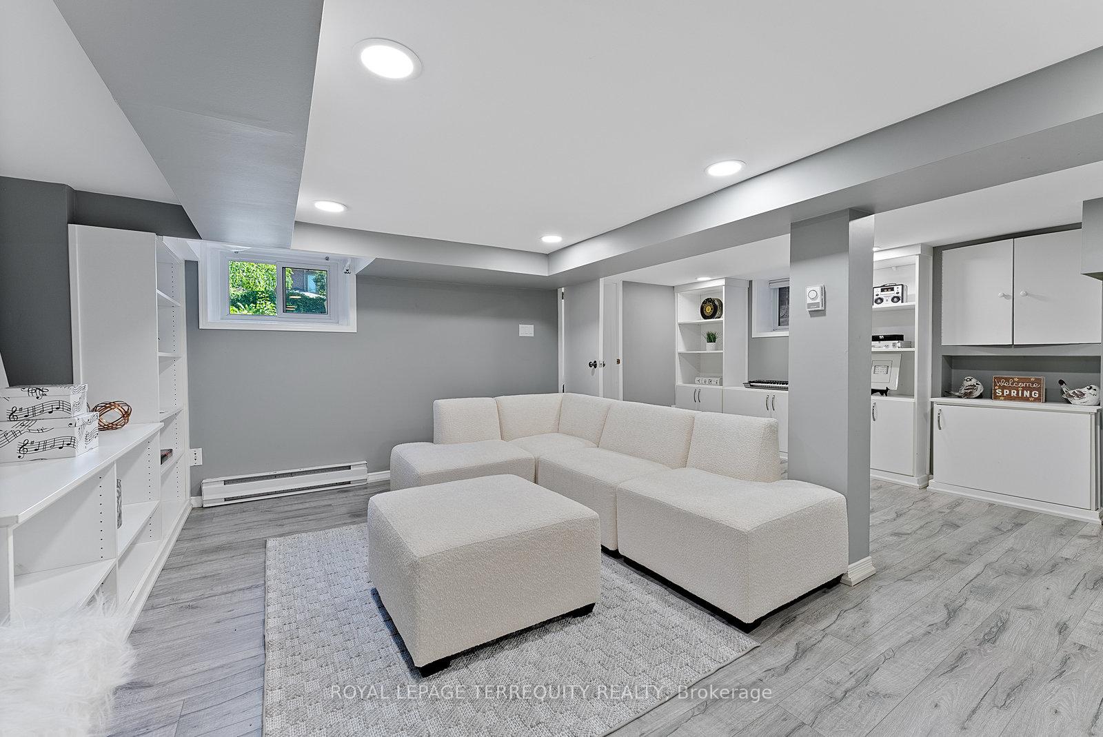Photo 38 of 7 Roe Avenue, Toronto, Lawrence Park North — HOMEH