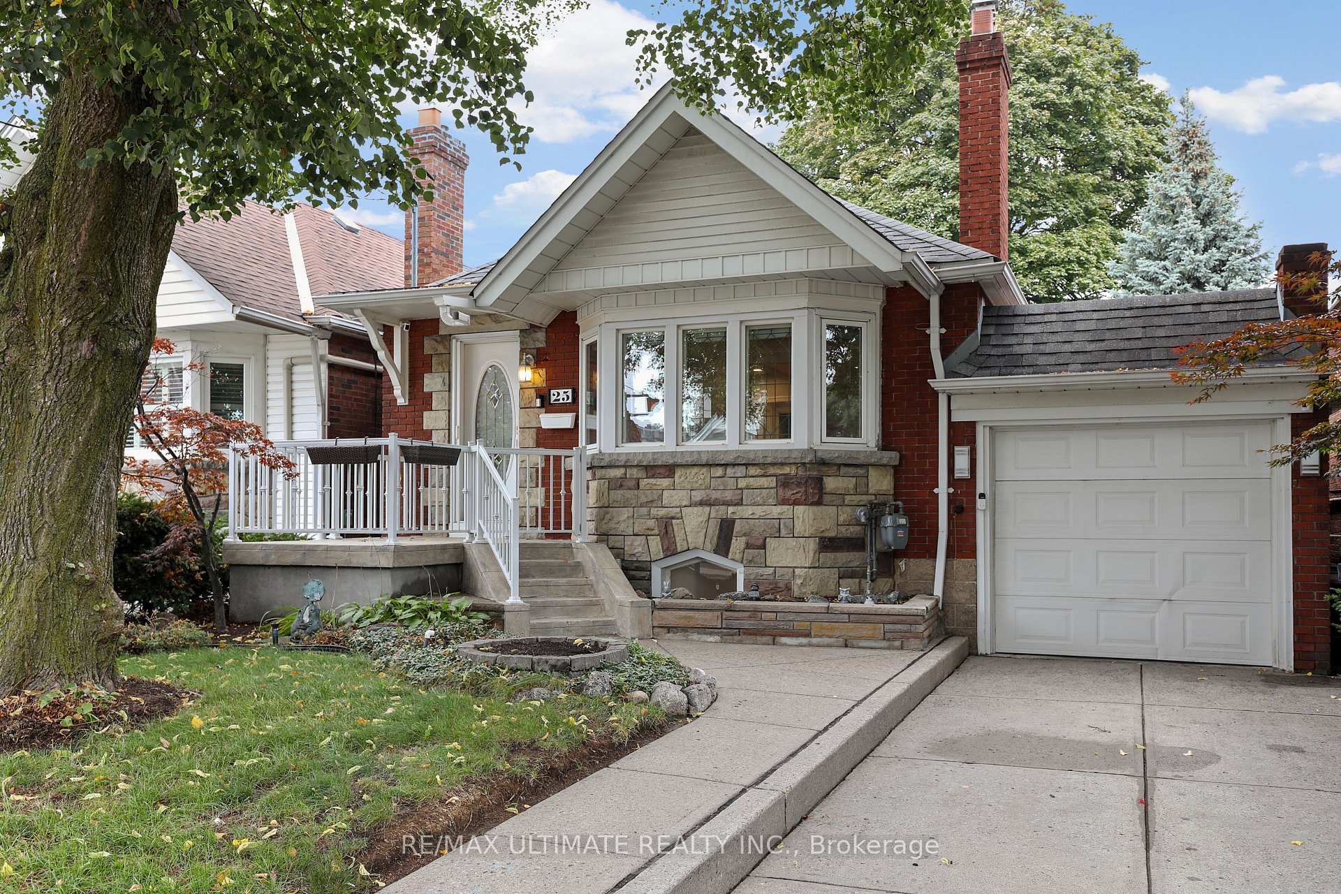 Photo 1 of 25 Fairside Avenue, Toronto, Danforth Village-East York — HOMEH