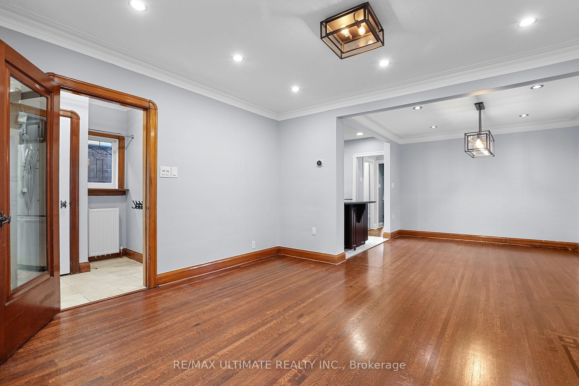 Photo 5 of 25 Fairside Avenue, Toronto, Danforth Village-East York — HOMEH