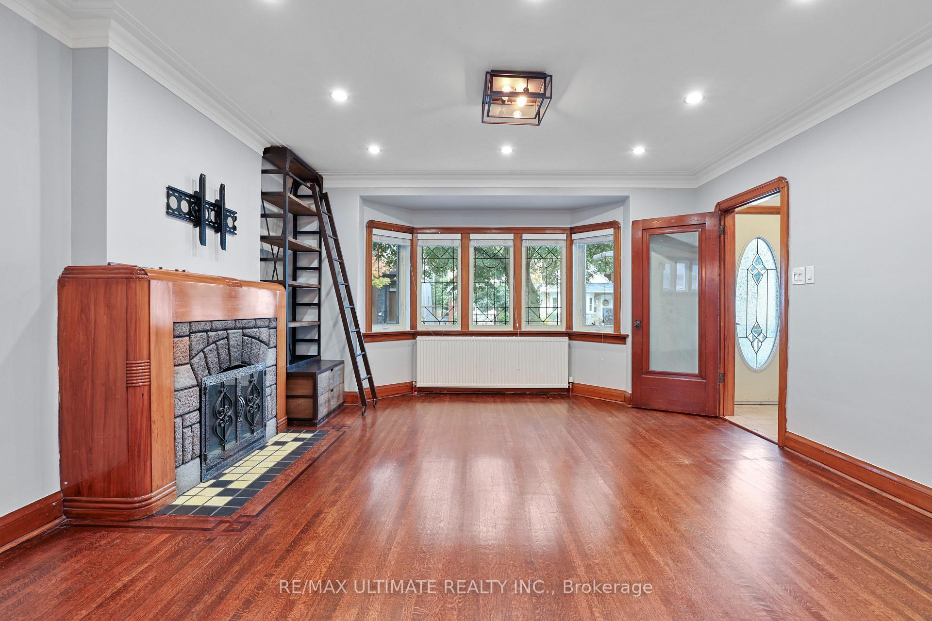 Photo 6 of 25 Fairside Avenue, Toronto, Danforth Village-East York — HOMEH