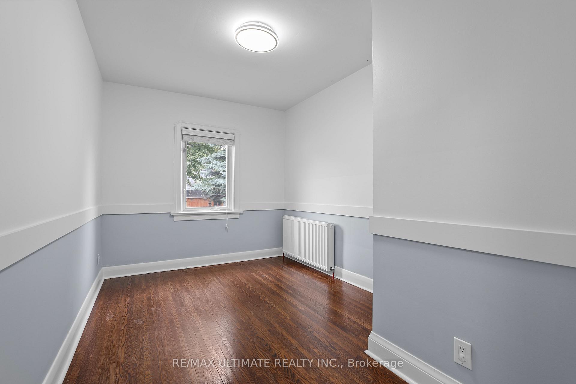 Photo 10 of 25 Fairside Avenue, Toronto, Danforth Village-East York — HOMEH
