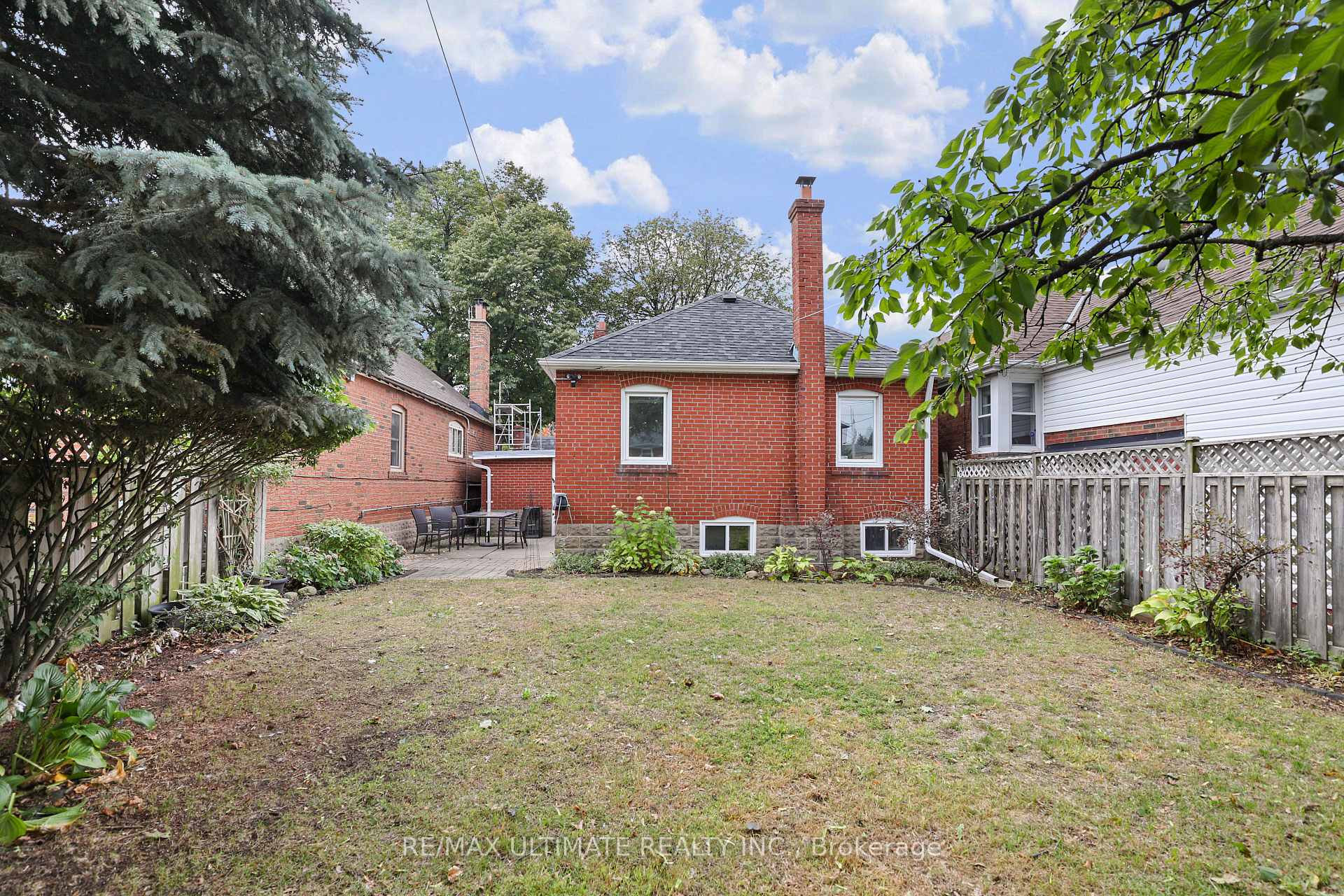 Photo 28 of 25 Fairside Avenue, Toronto, Danforth Village-East York — HOMEH