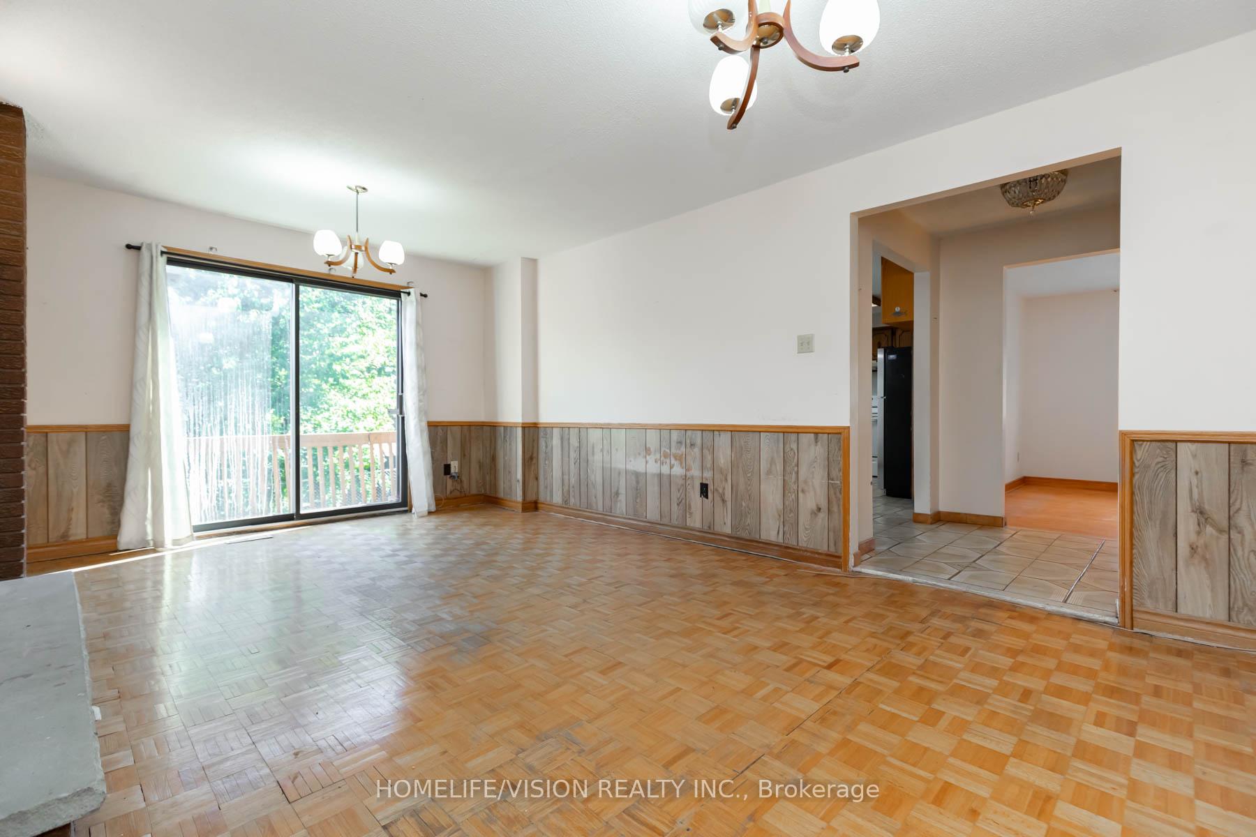 Photo 9 of 3 Kenfin Avenue, Scarborough, L'Amoreaux — HOMEH