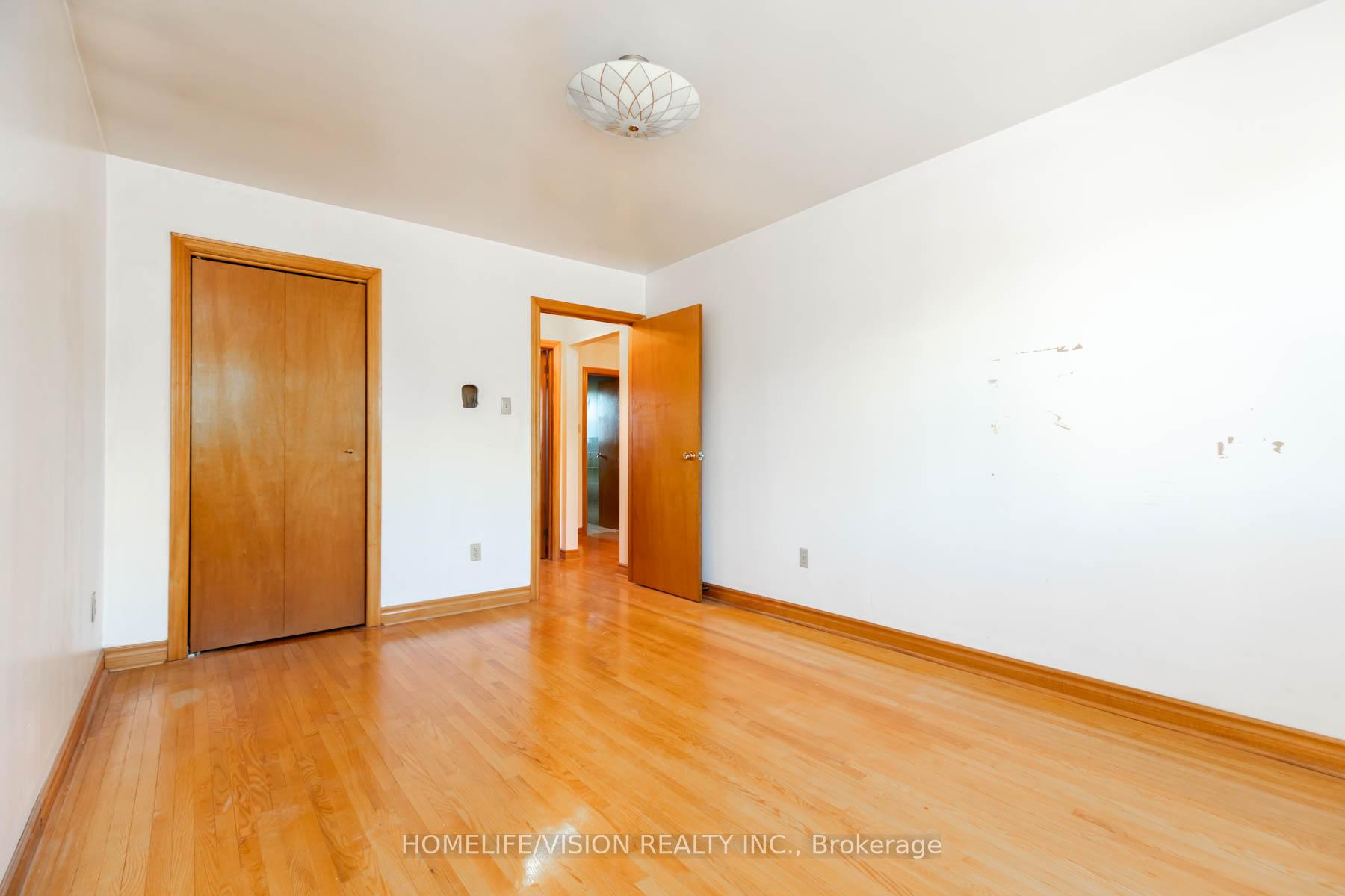 Photo 29 of 3 Kenfin Avenue, Scarborough, L'Amoreaux — HOMEH