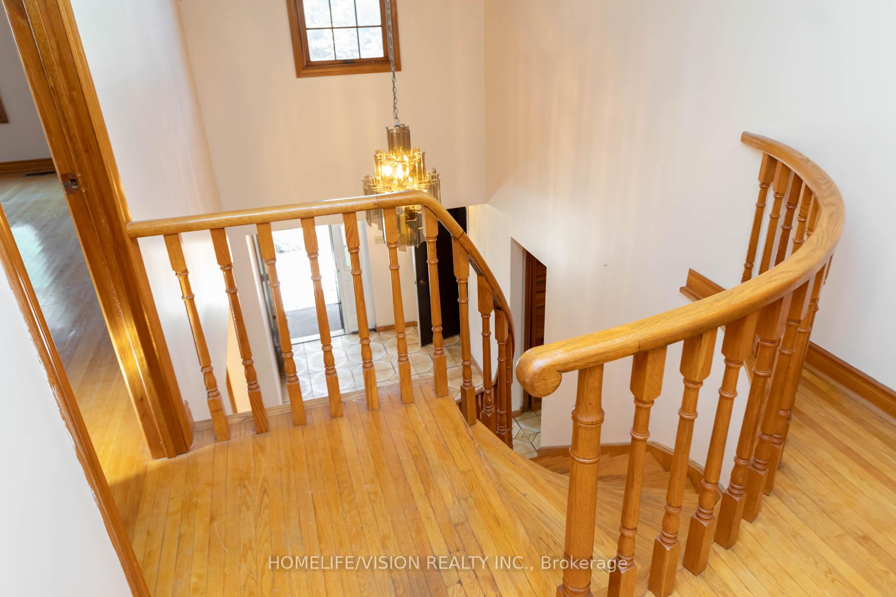 Photo 34 of 3 Kenfin Avenue, Scarborough, L'Amoreaux — HOMEH