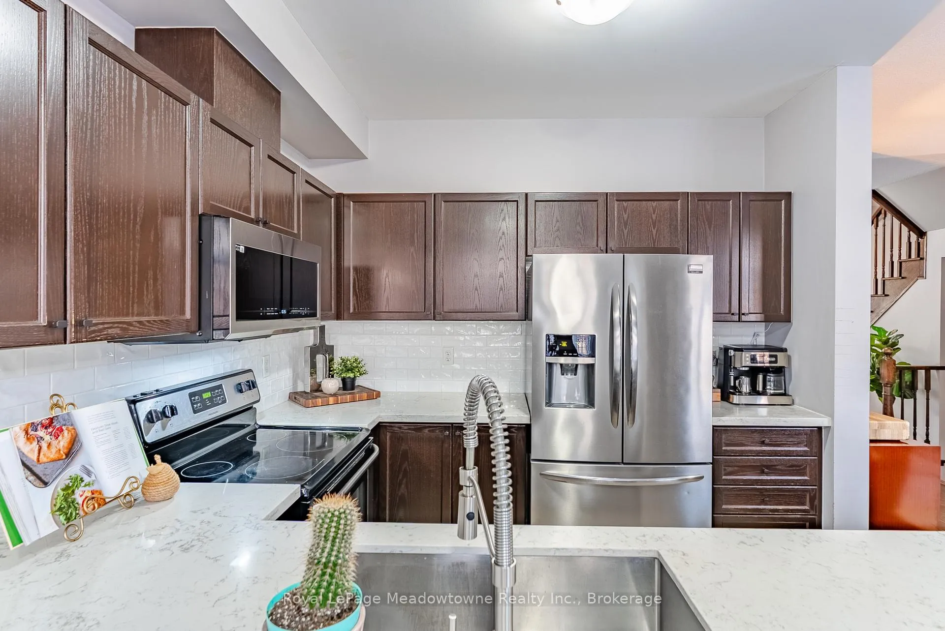 Photo 9 of 559 Murray Meadows Place, Milton, Clarke — HOMEH
