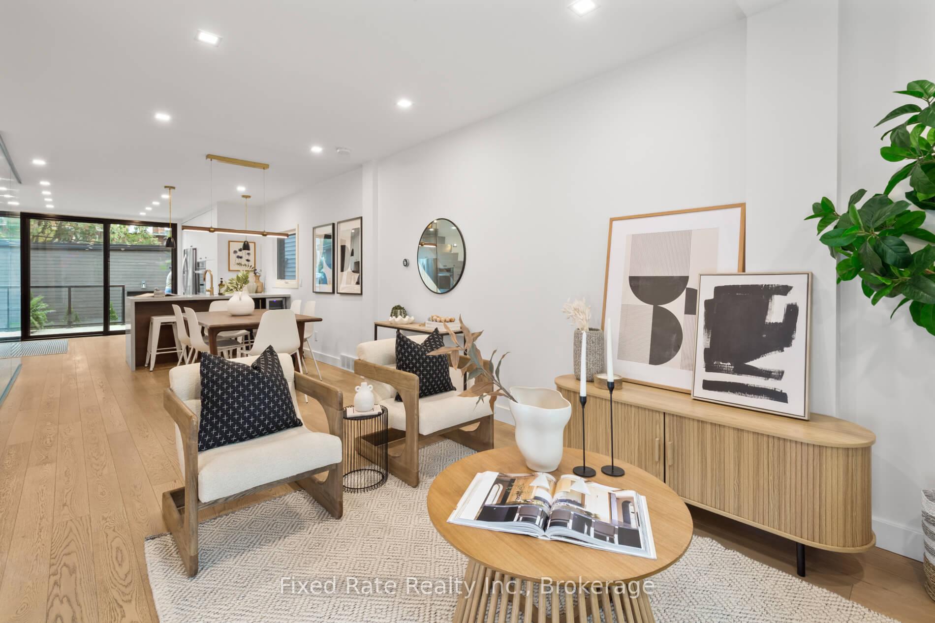 Photo 11 of 13 Larchmount Avenue, Toronto, South Riverdale — HOMEH