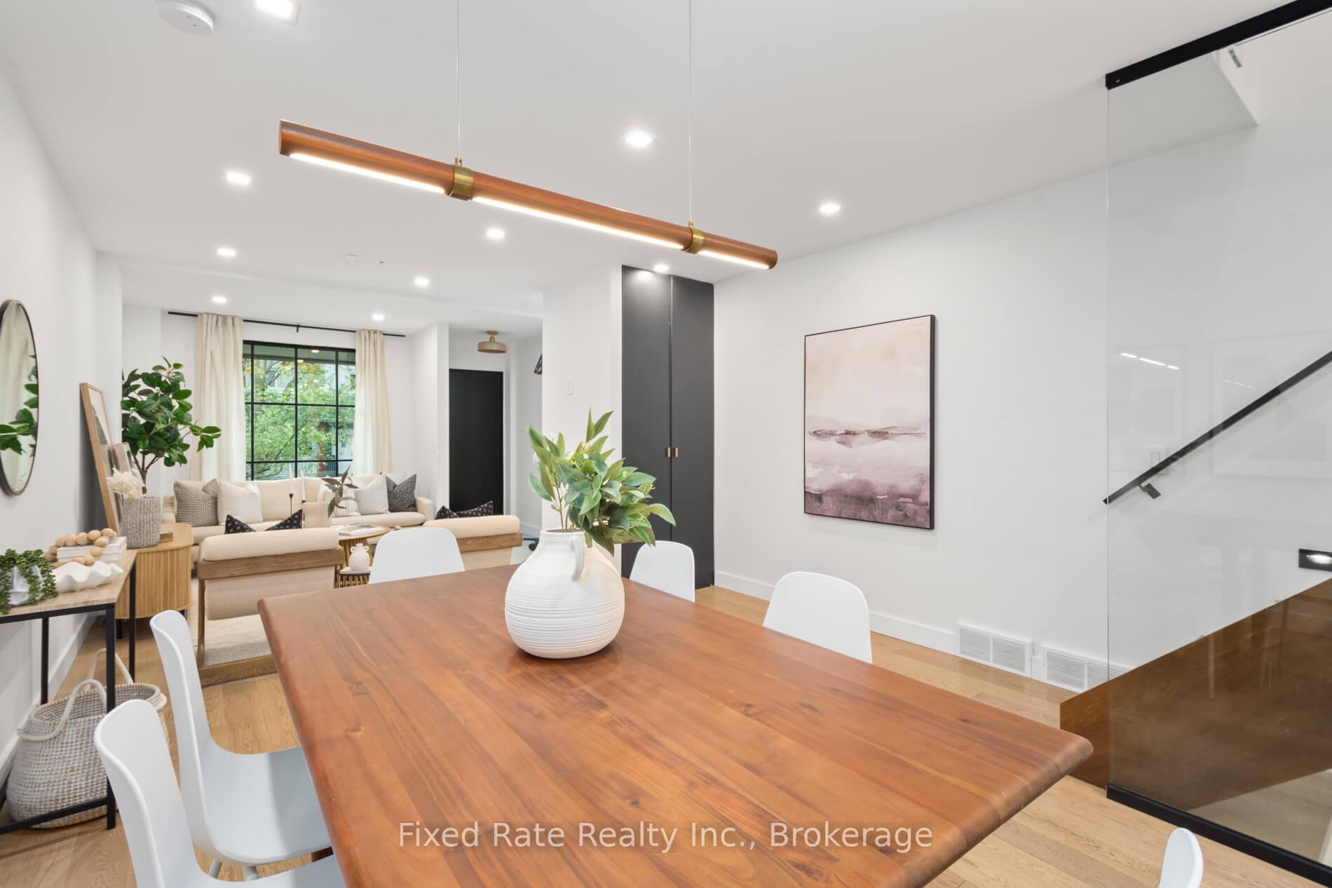 Photo 14 of 13 Larchmount Avenue, Toronto, South Riverdale — HOMEH