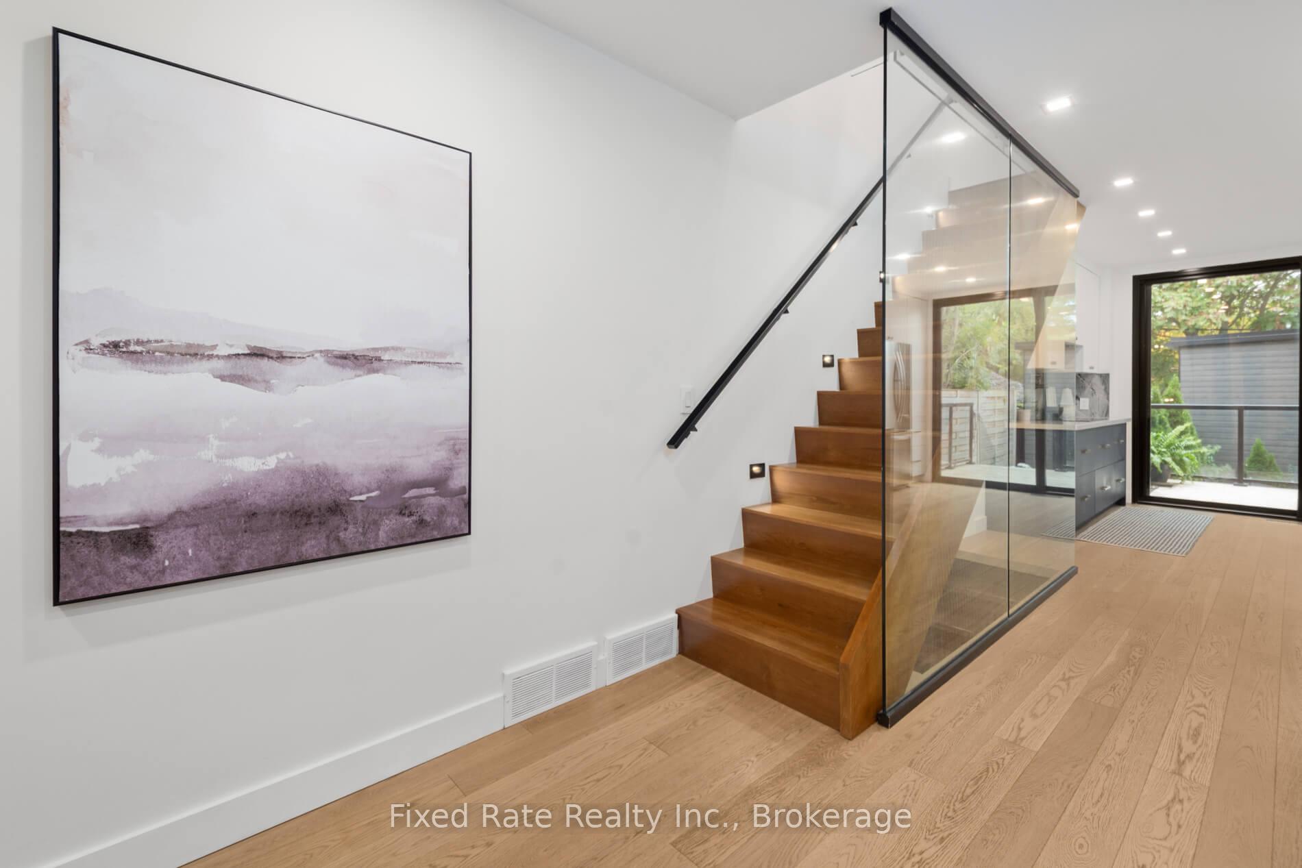 Photo 23 of 13 Larchmount Avenue, Toronto, South Riverdale — HOMEH