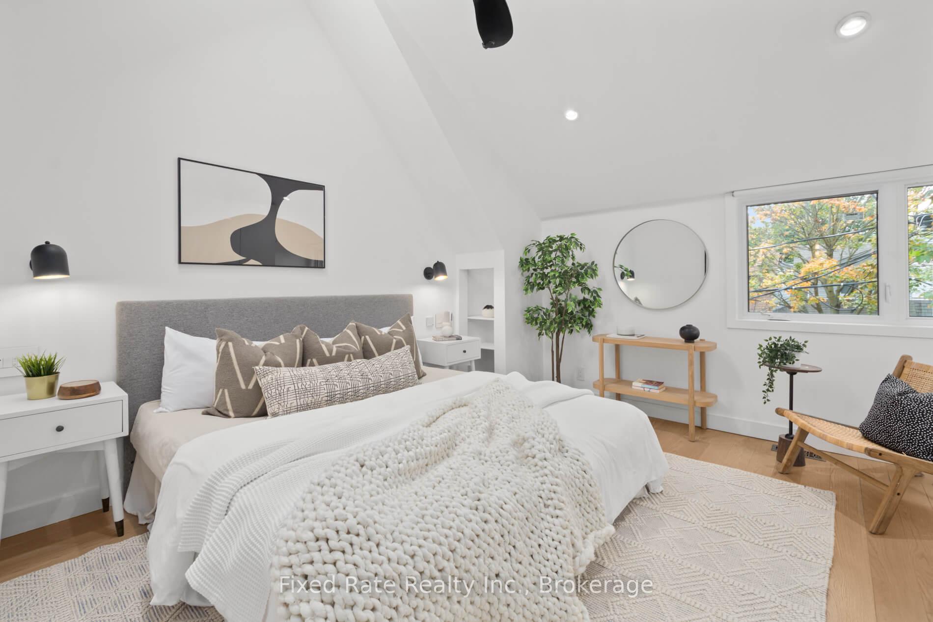 Photo 25 of 13 Larchmount Avenue, Toronto, South Riverdale — HOMEH