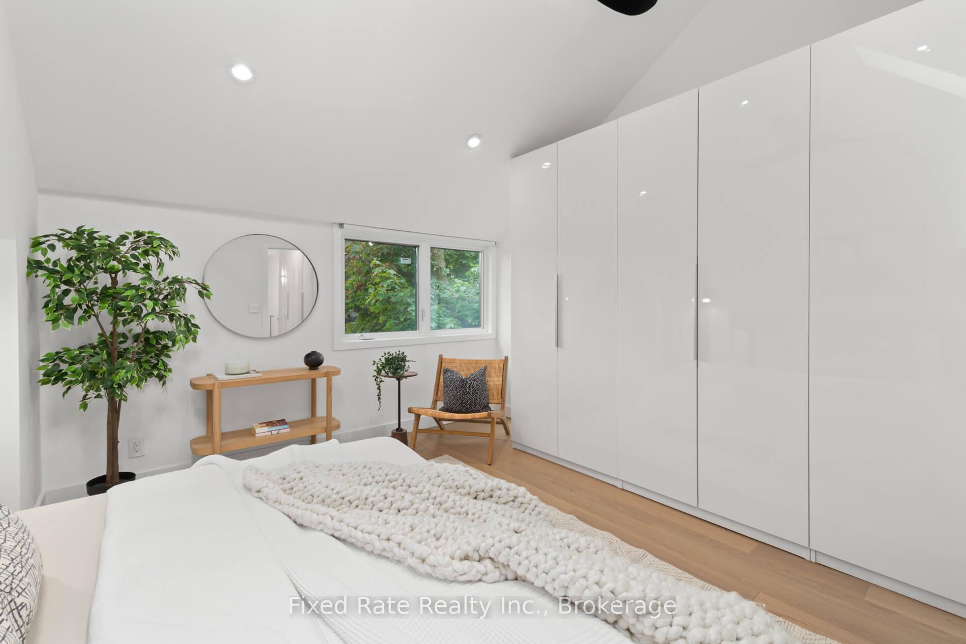 Photo 26 of 13 Larchmount Avenue, Toronto, South Riverdale — HOMEH