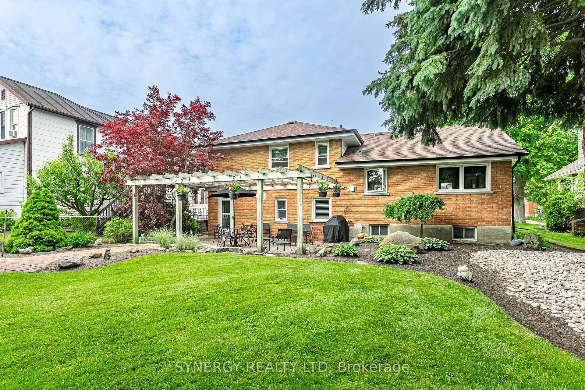 Photo 14 of 65 Colborne Street, Strathroy-Caradoc, NE — HOMEH