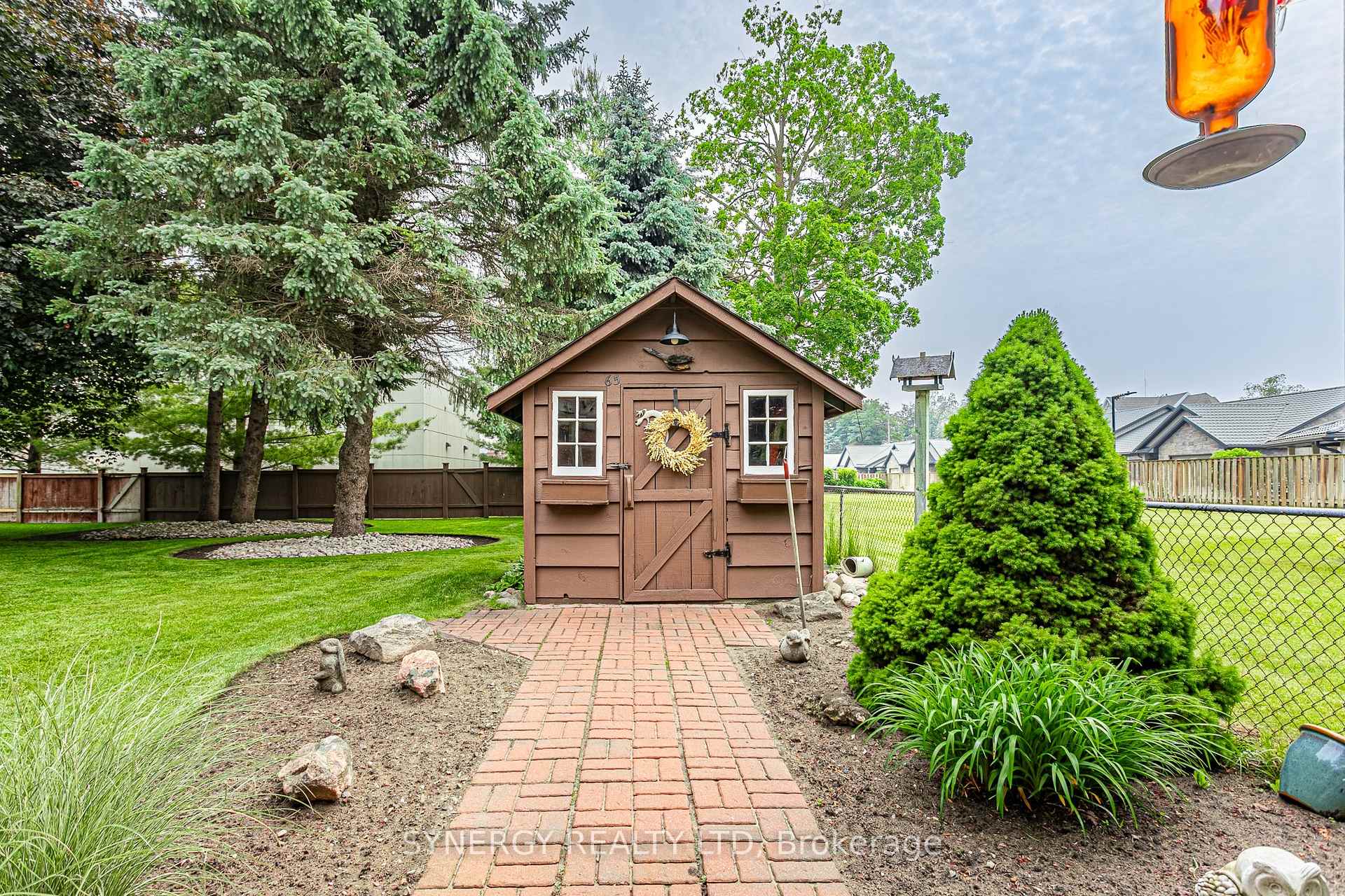Photo 15 of 65 Colborne Street, Strathroy-Caradoc, NE — HOMEH