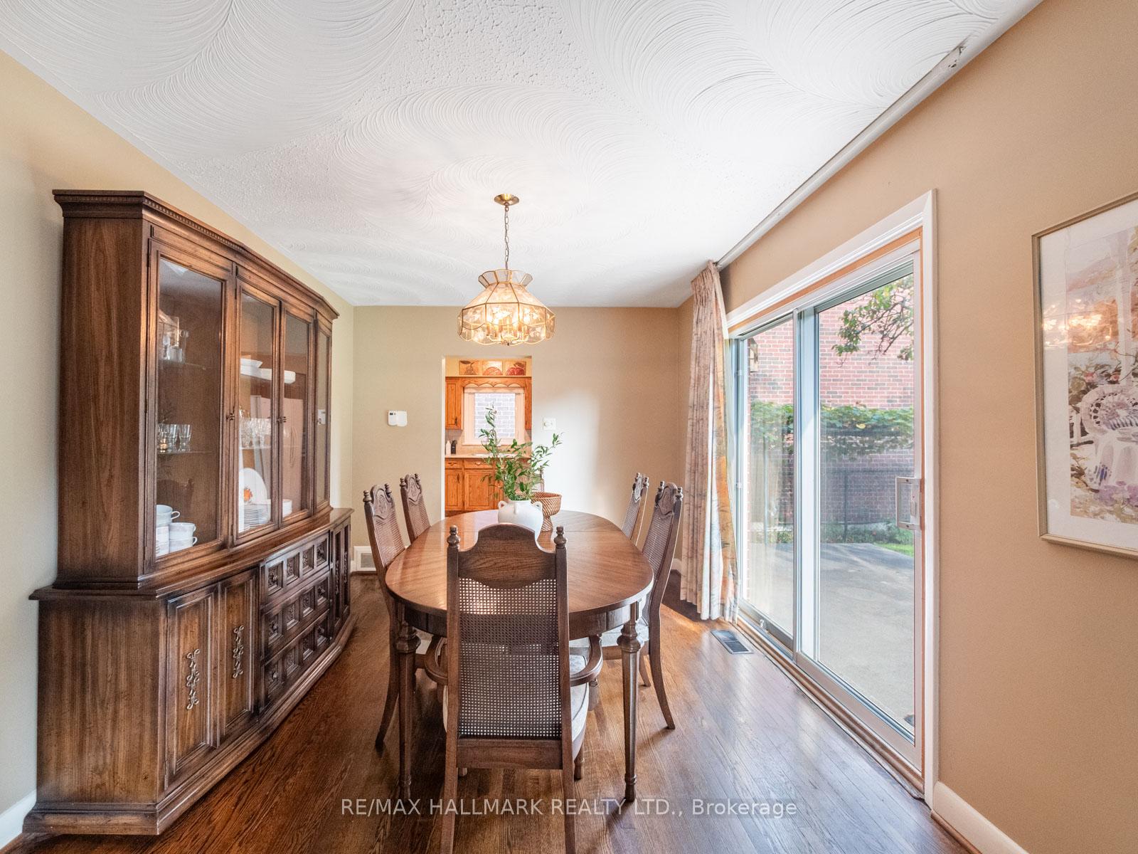 Photo 6 of 139 Floyd Avenue, Toronto, Broadview North — HOMEH