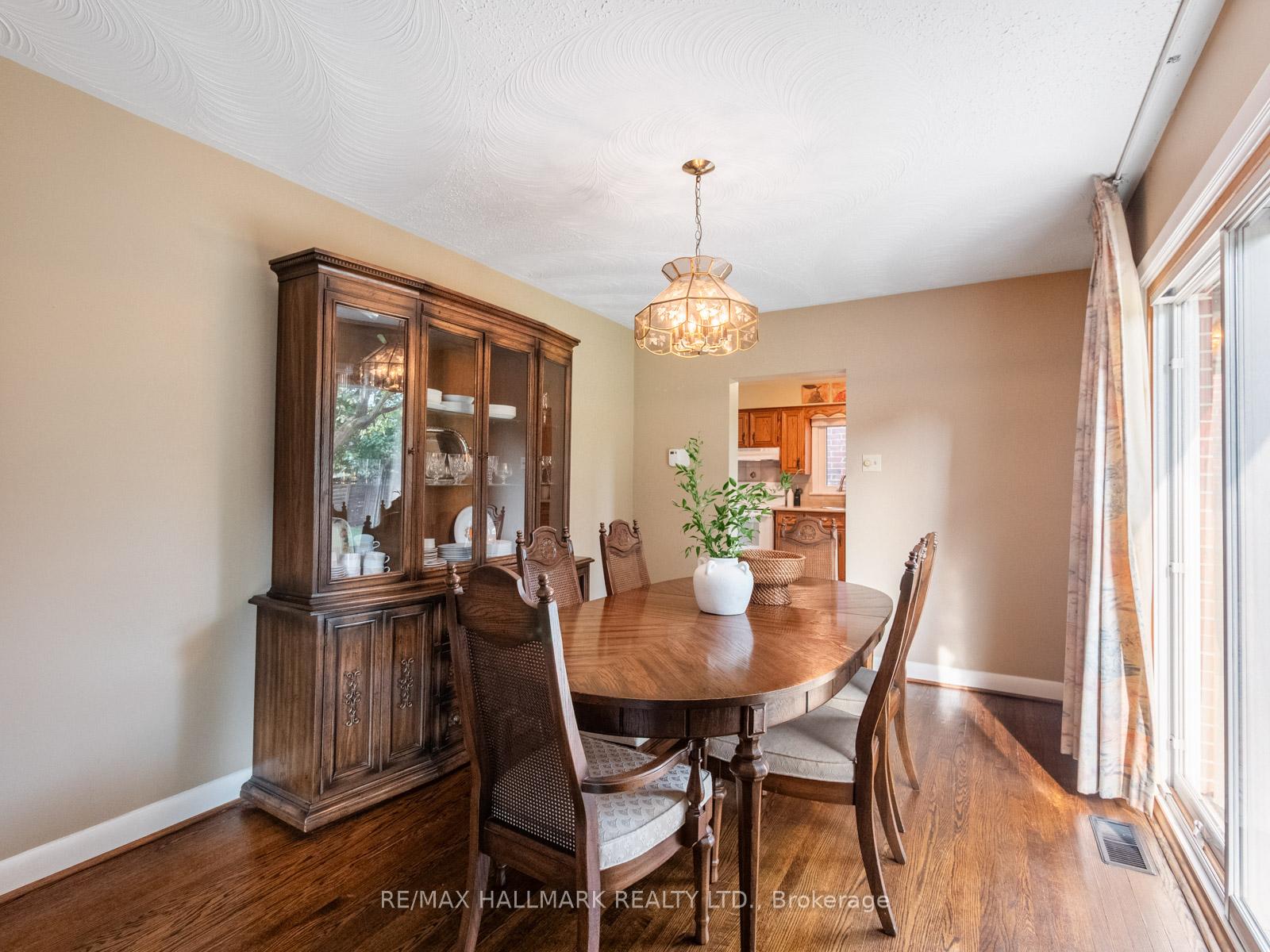 Photo 7 of 139 Floyd Avenue, Toronto, Broadview North — HOMEH