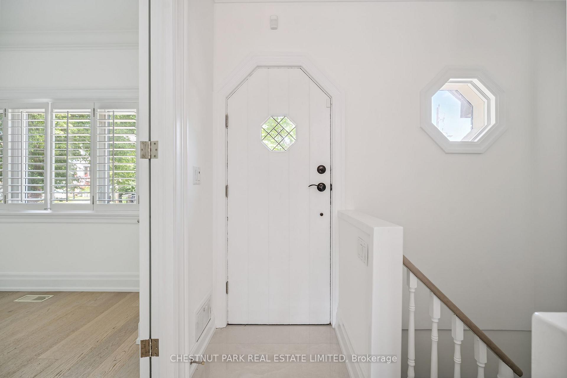 Photo 2 of 439 Melrose Avenue, Toronto, Bedford Park-Nortown — HOMEH