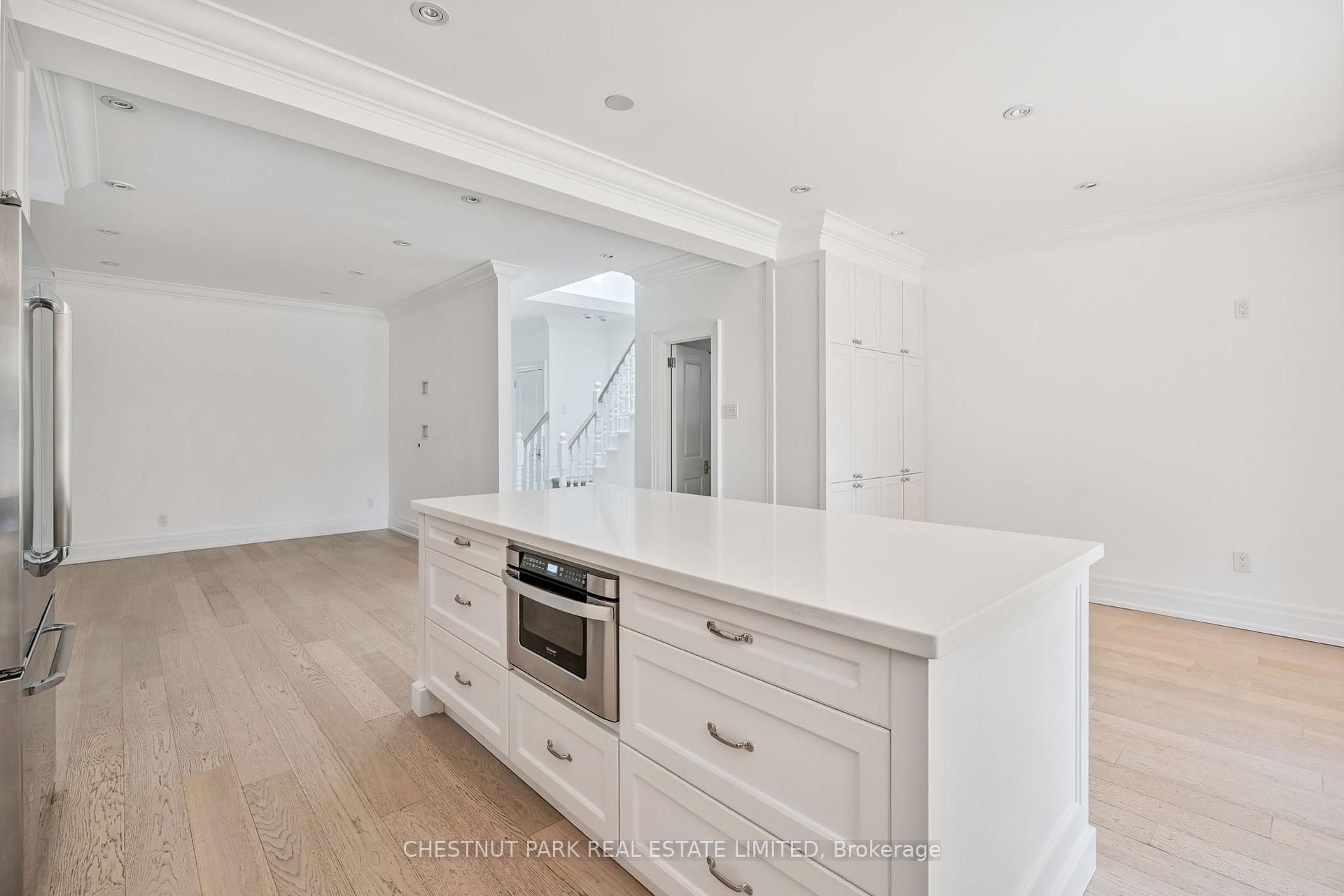 Photo 12 of 439 Melrose Avenue, Toronto, Bedford Park-Nortown — HOMEH