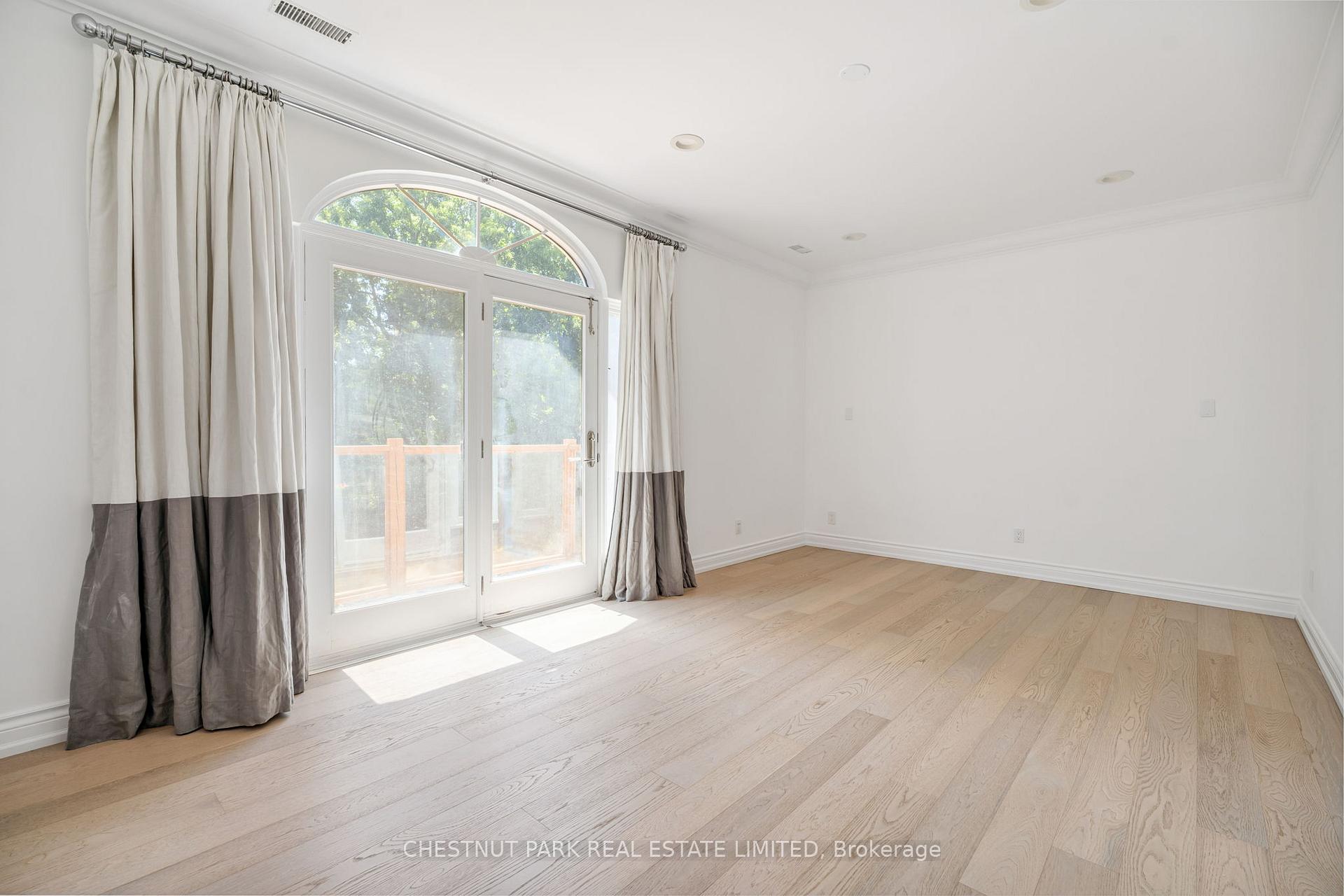 Photo 21 of 439 Melrose Avenue, Toronto, Bedford Park-Nortown — HOMEH