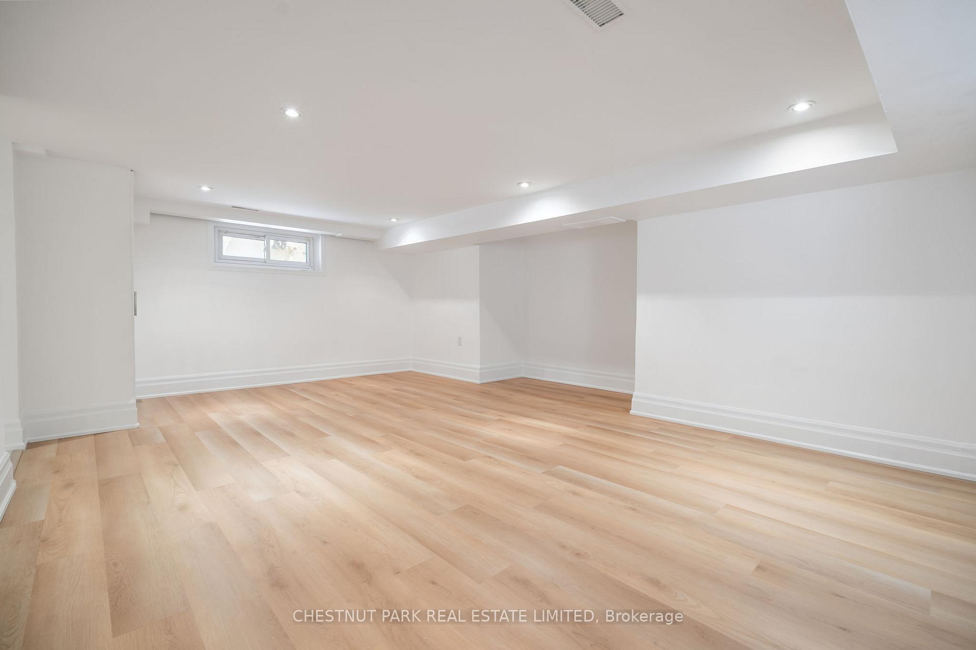 Photo 37 of 439 Melrose Avenue, Toronto, Bedford Park-Nortown — HOMEH
