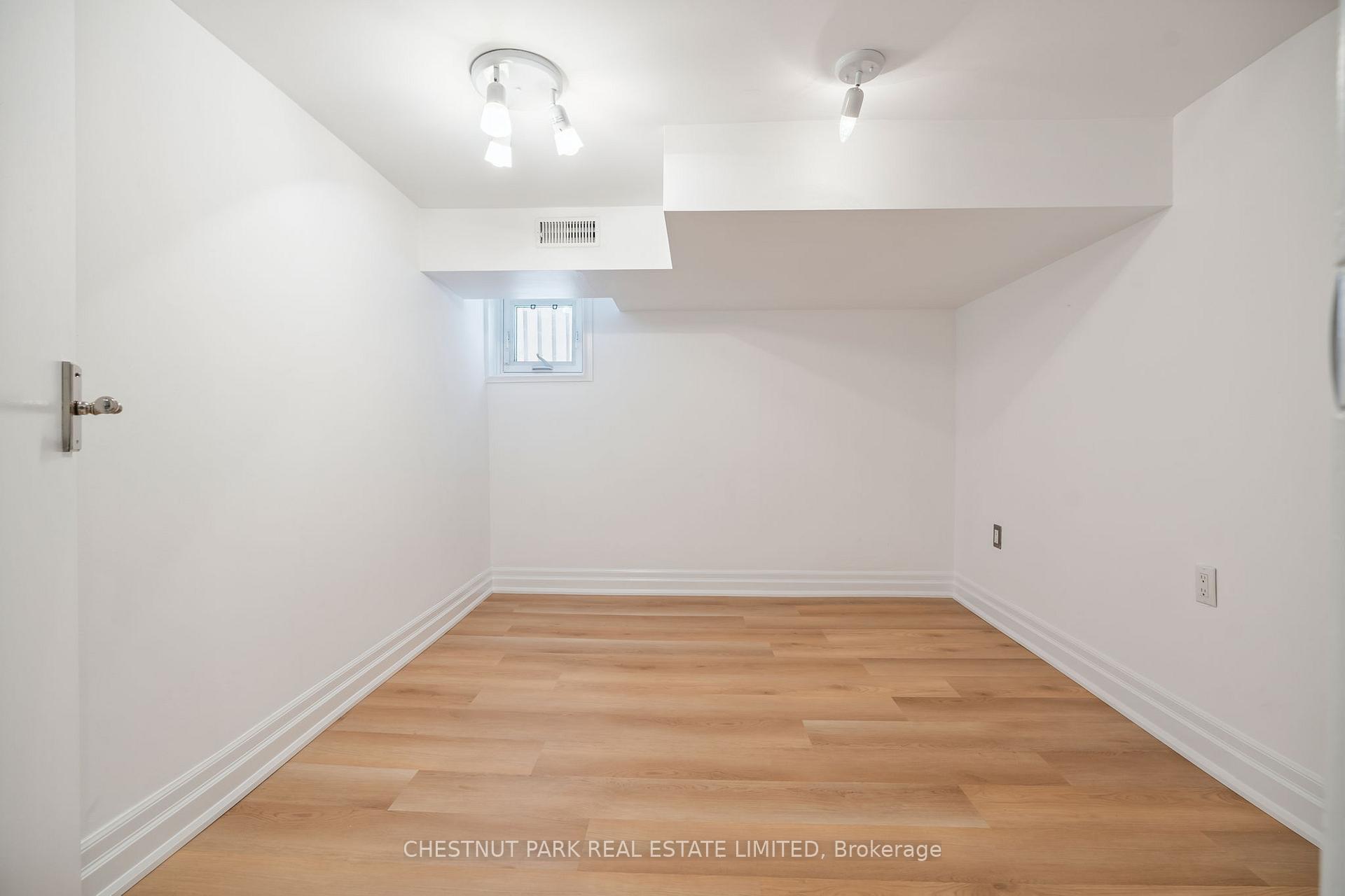 Photo 40 of 439 Melrose Avenue, Toronto, Bedford Park-Nortown — HOMEH