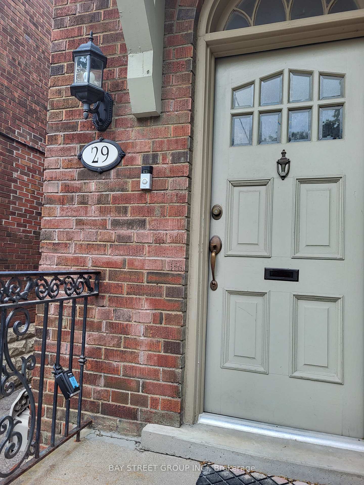Photo 15 of 29 Latimer Avenue, Toronto, Lawrence Park South — HOMEH