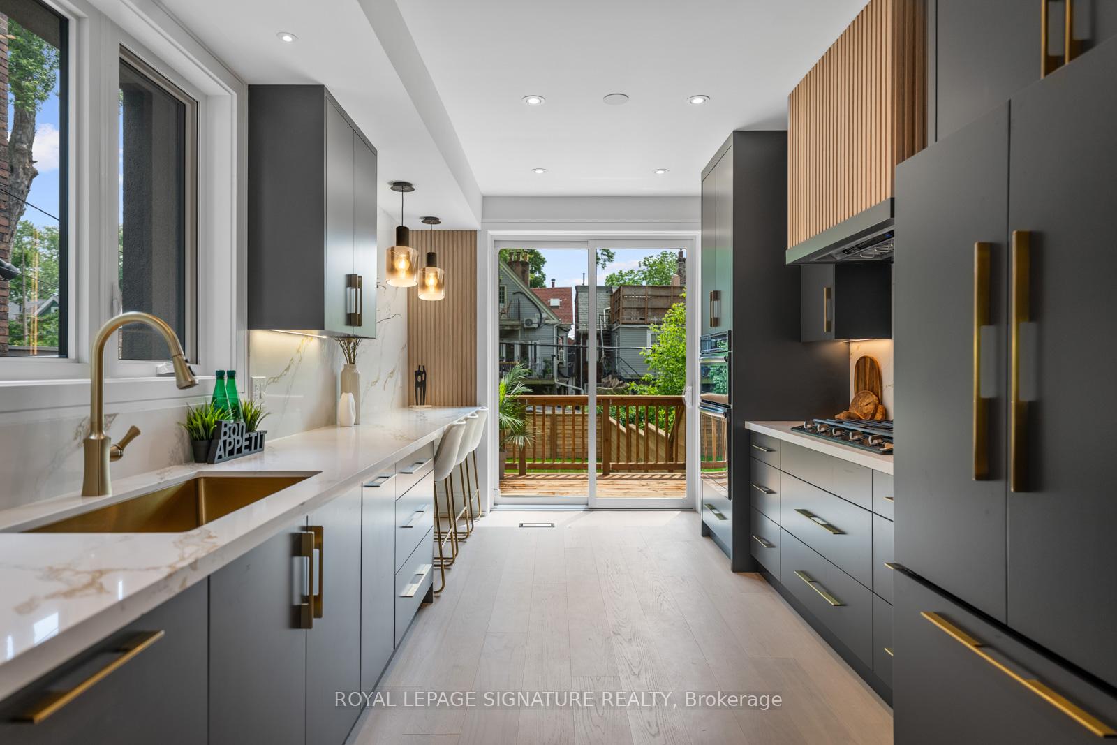 Photo 12 of 11 Victor Avenue, Toronto, North Riverdale — HOMEH