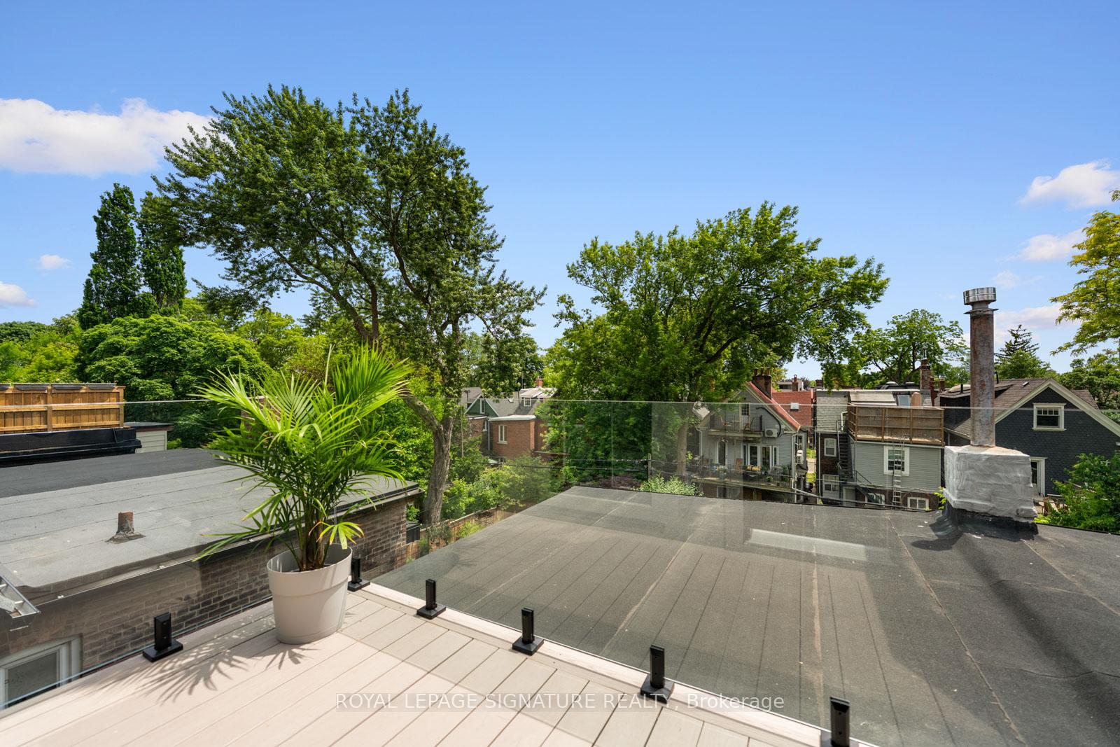 Photo 23 of 11 Victor Avenue, Toronto, North Riverdale — HOMEH