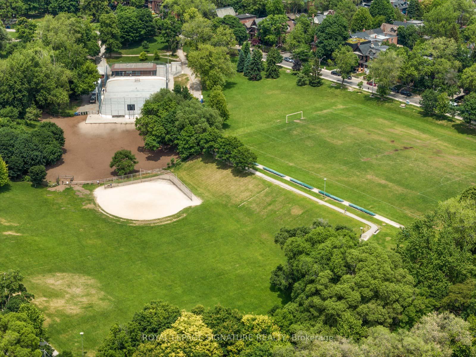 Photo 48 of 11 Victor Avenue, Toronto, North Riverdale — HOMEH