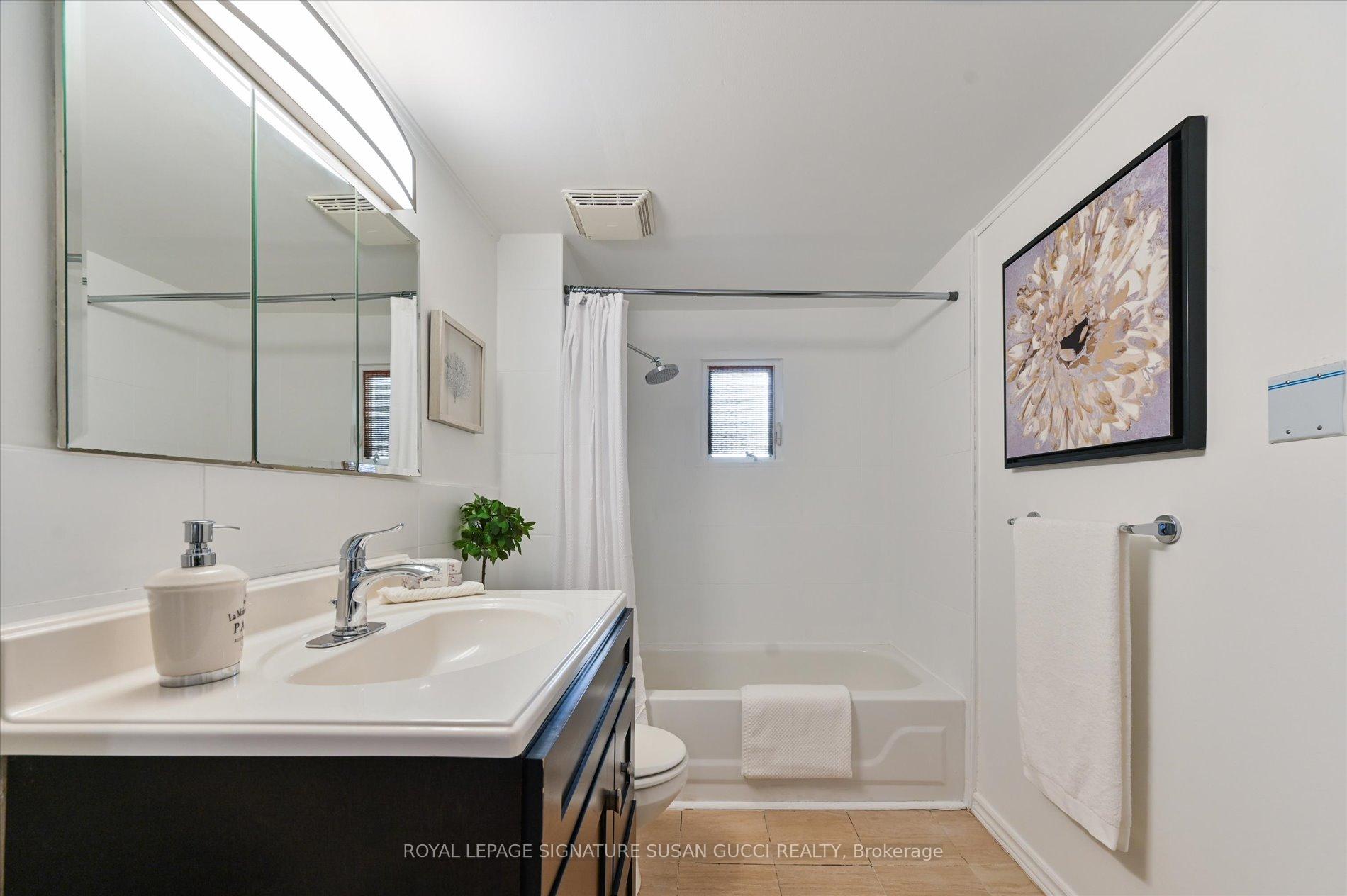 Photo 16 of 152 Drayton Avenue, Toronto, Woodbine Corridor — HOMEH