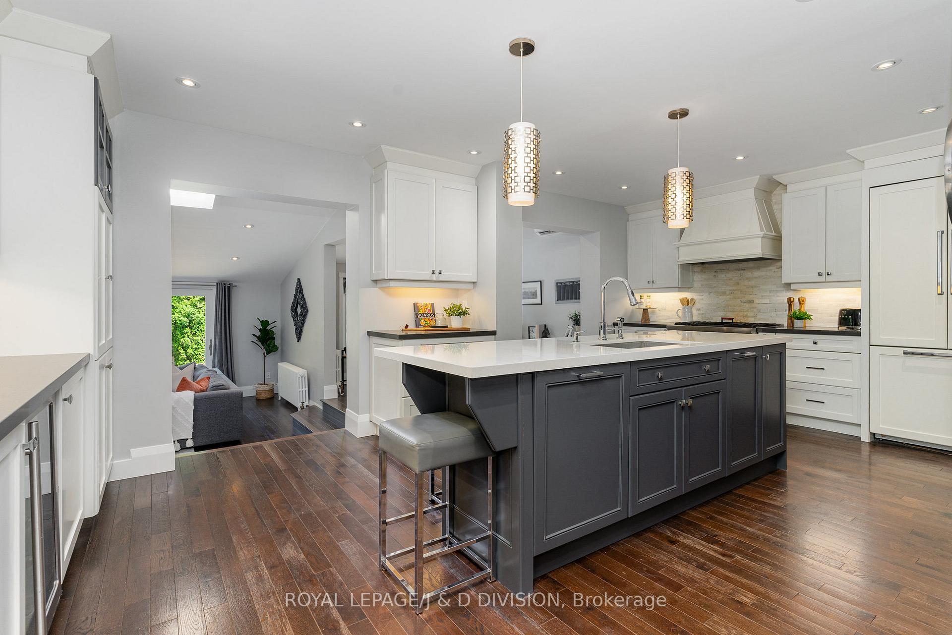 Photo 7 of 57 Belgrave Avenue, Toronto, Bedford Park-Nortown — HOMEH