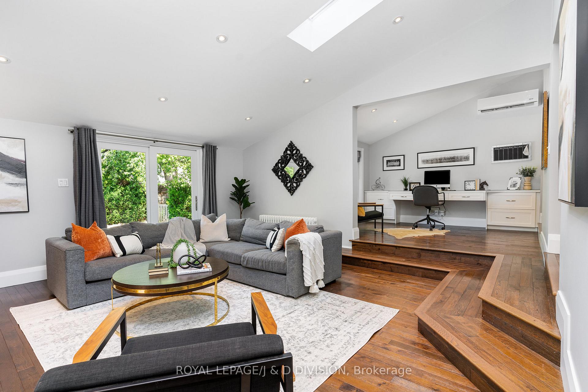 Photo 14 of 57 Belgrave Avenue, Toronto, Bedford Park-Nortown — HOMEH
