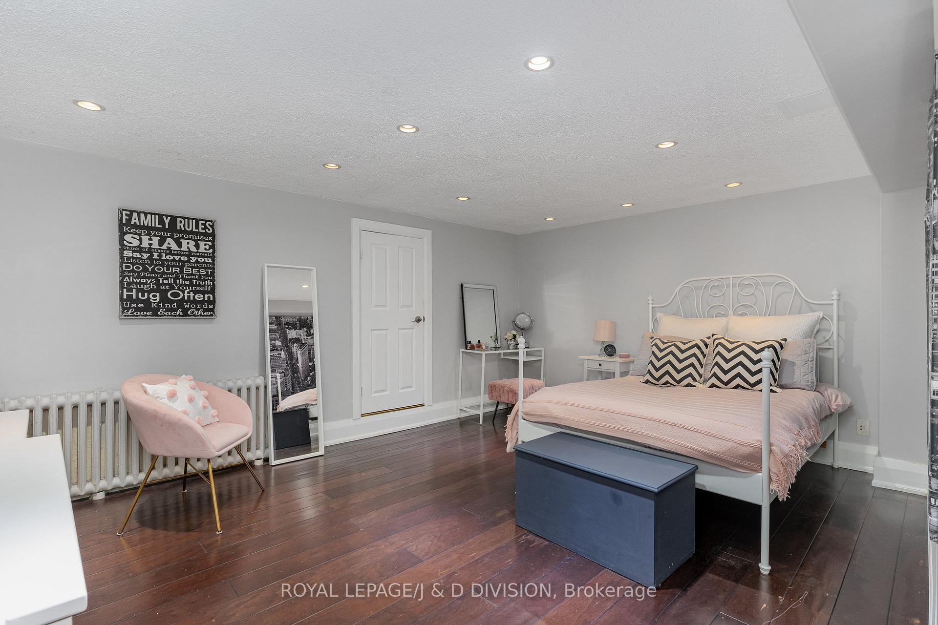 Photo 25 of 57 Belgrave Avenue, Toronto, Bedford Park-Nortown — HOMEH