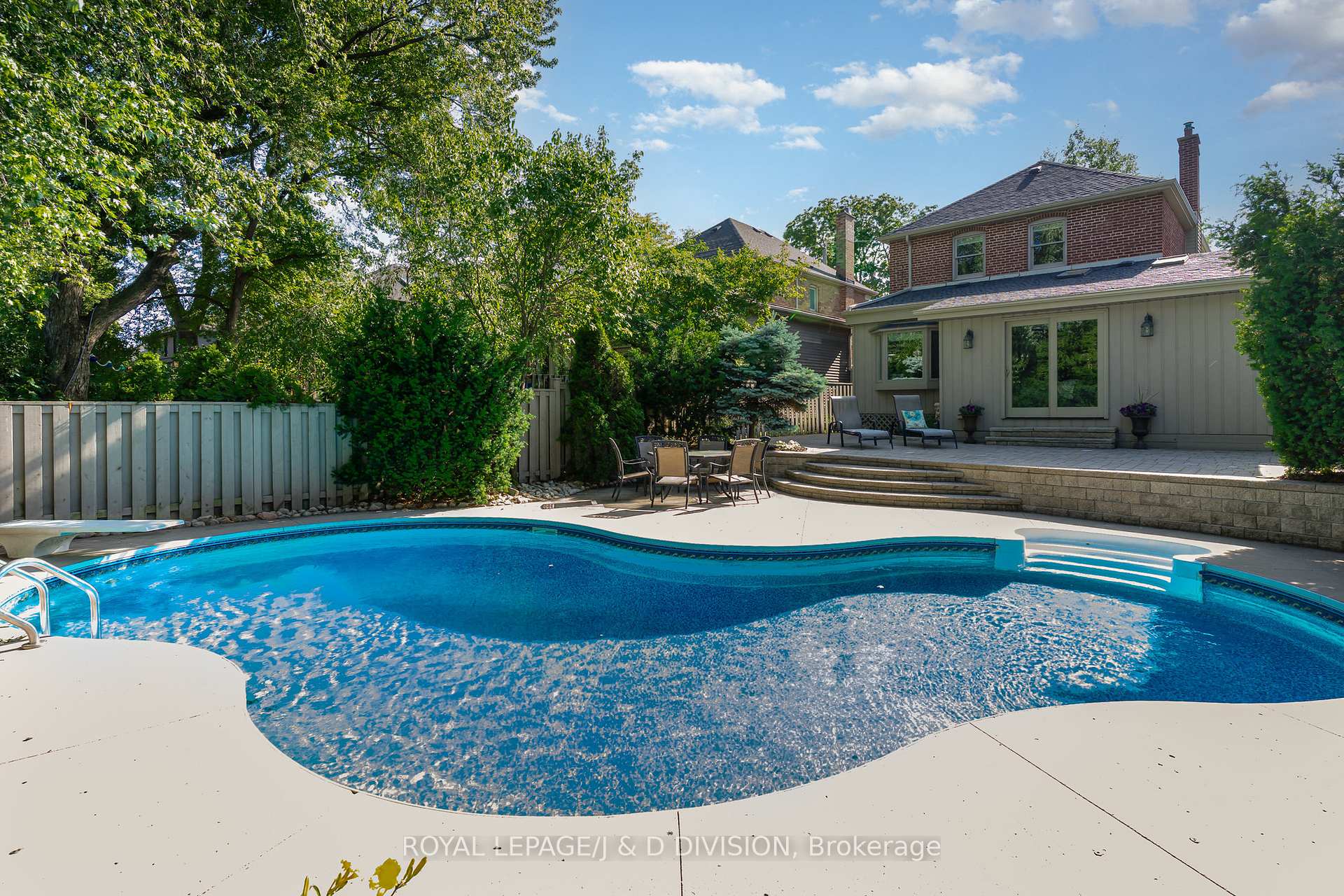 Photo 32 of 57 Belgrave Avenue, Toronto, Bedford Park-Nortown — HOMEH
