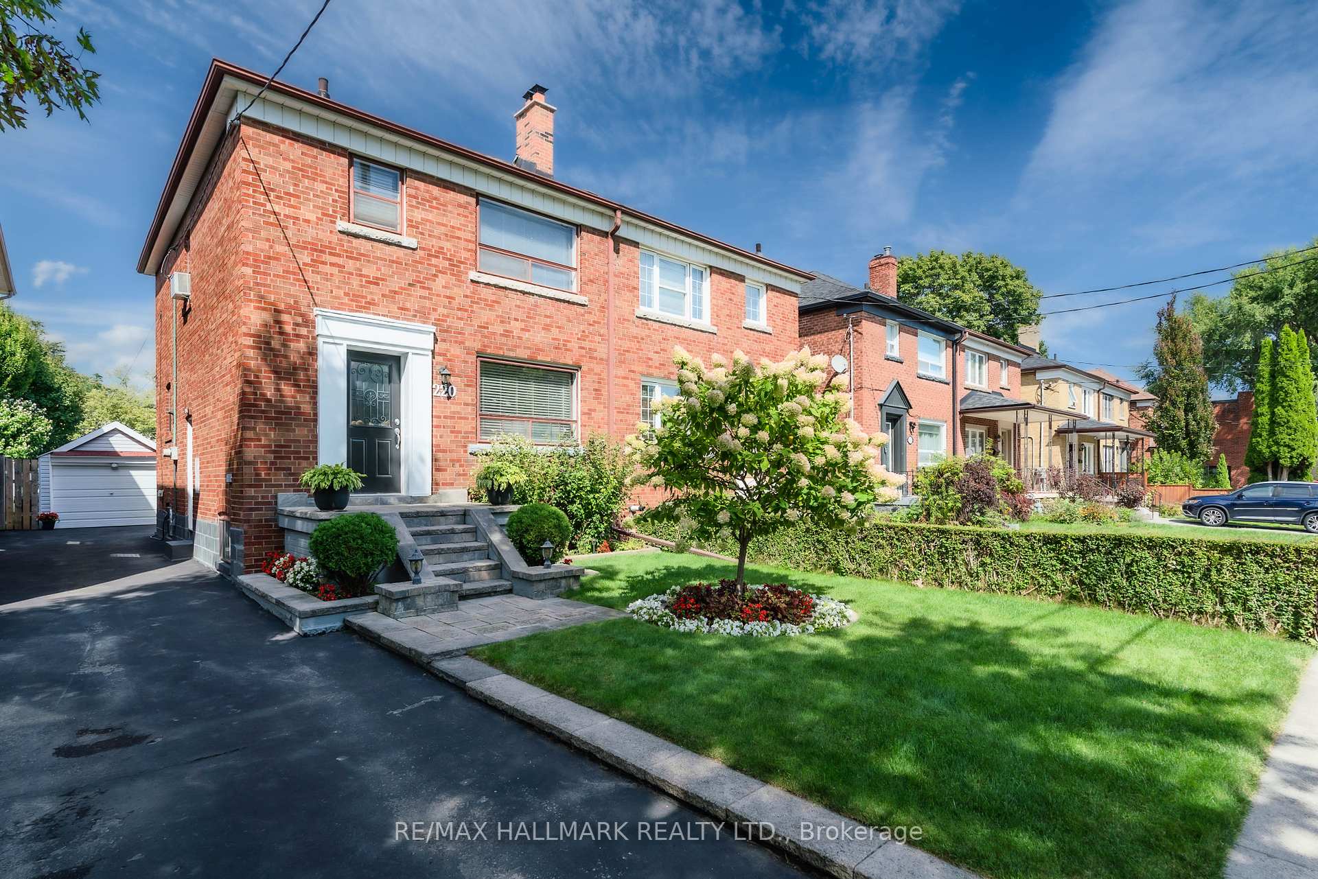 Photo 3 of 220 Browning Avenue, Toronto, Broadview North — HOMEH