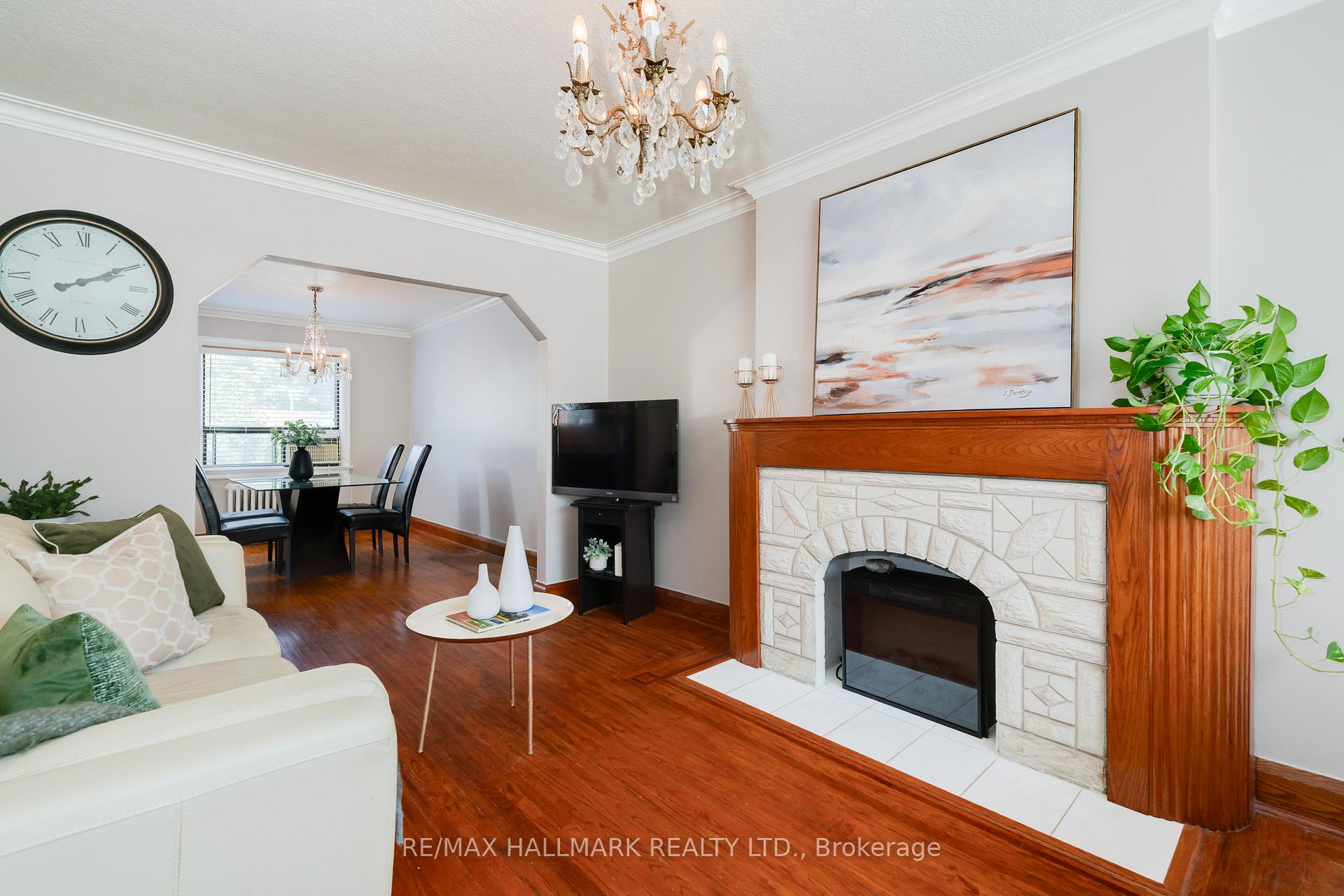 Photo 6 of 220 Browning Avenue, Toronto, Broadview North — HOMEH