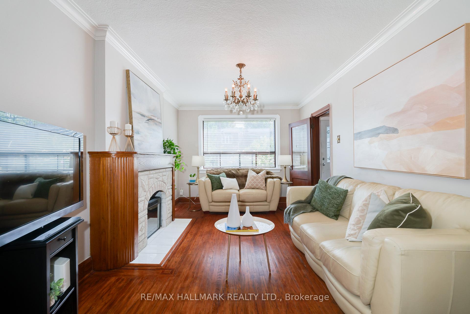 Photo 7 of 220 Browning Avenue, Toronto, Broadview North — HOMEH