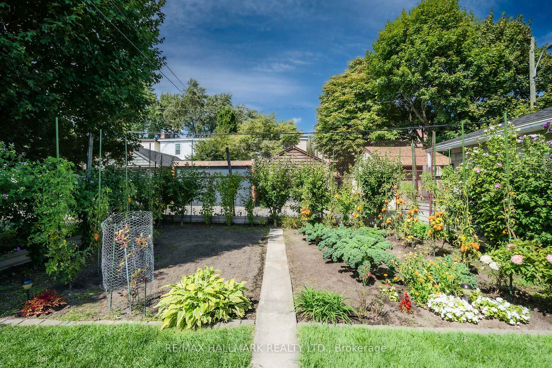 Photo 44 of 220 Browning Avenue, Toronto, Broadview North — HOMEH