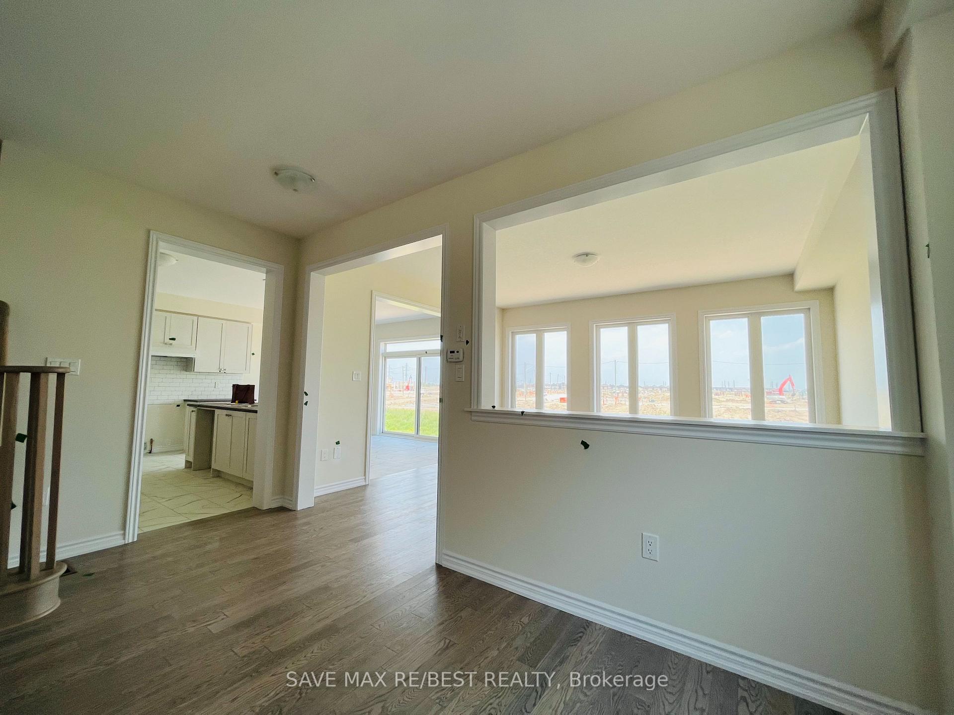 Photo 3 of 62 Explorer Way, Thorold, Rolling Meadows — HOMEH