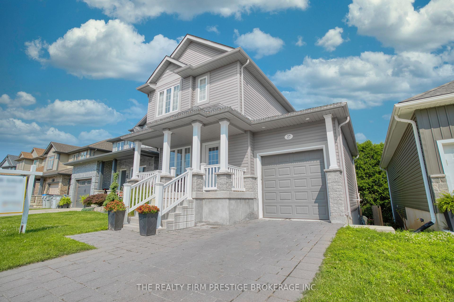 Front of 27 Willis Avenue