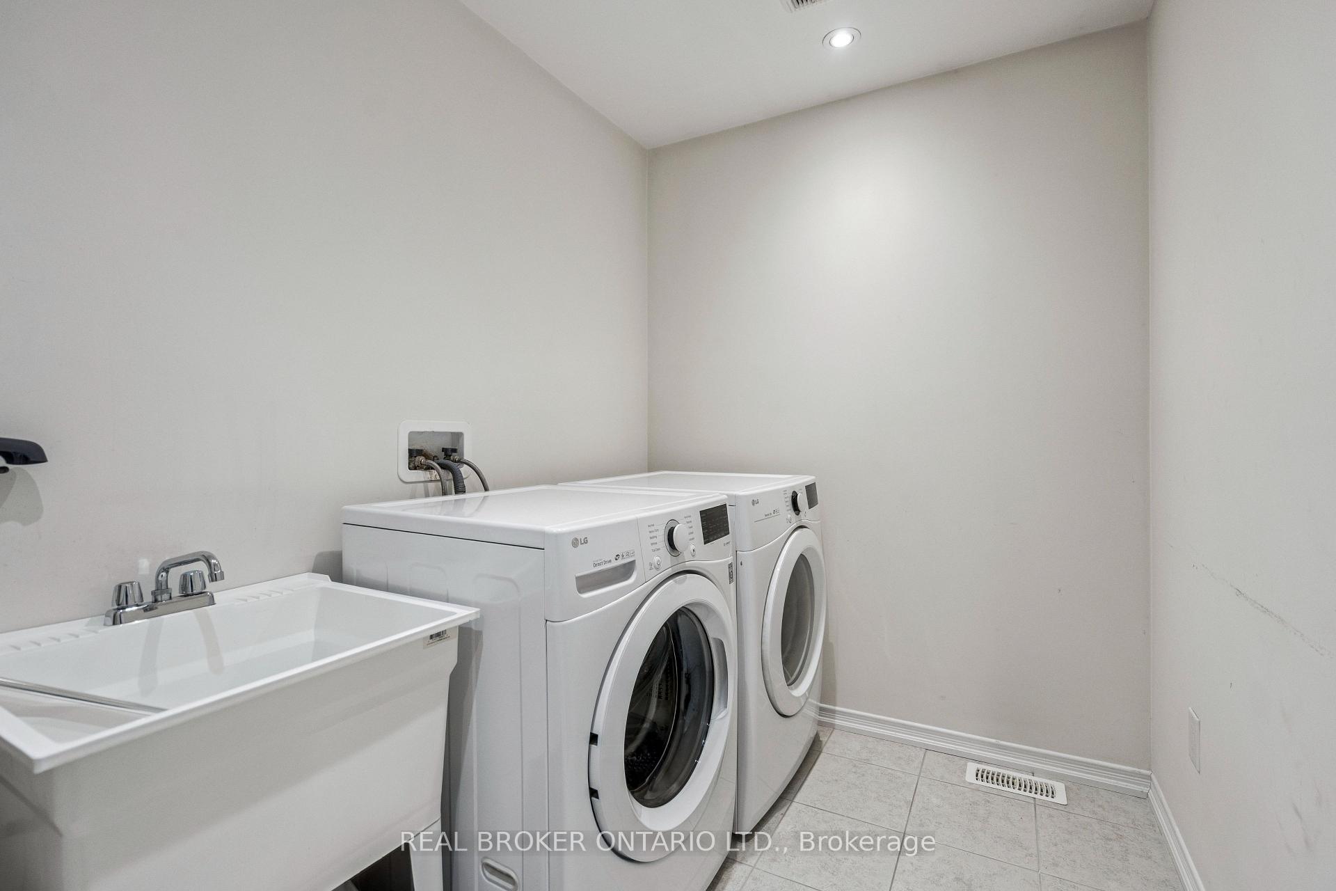Photo 20 of 14 Legacy Lane, Thorold, Hurricane/Merrittville — HOMEH