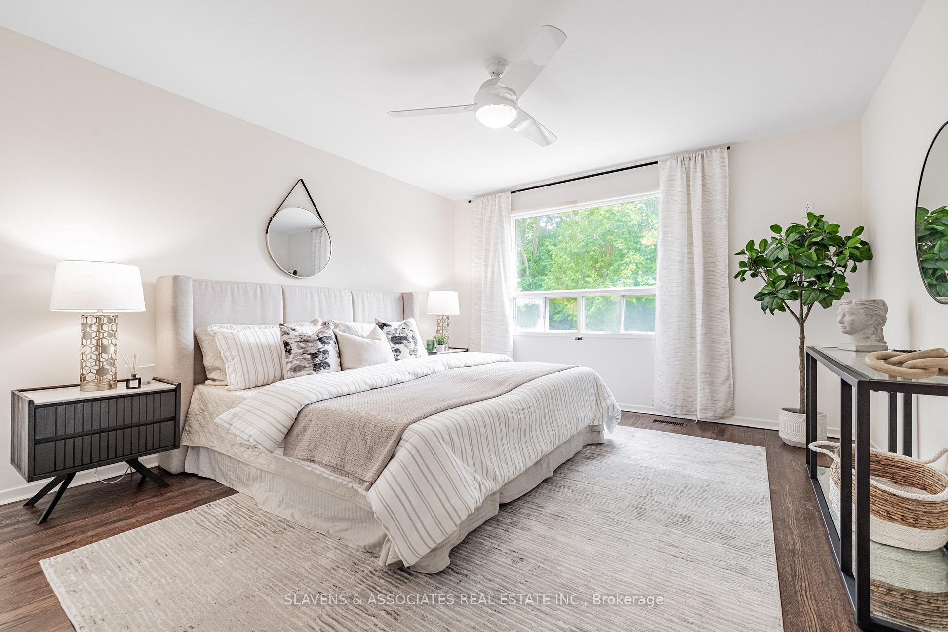 Photo 18 of 523 Glengarry Avenue, Toronto, Bedford Park-Nortown — HOMEH