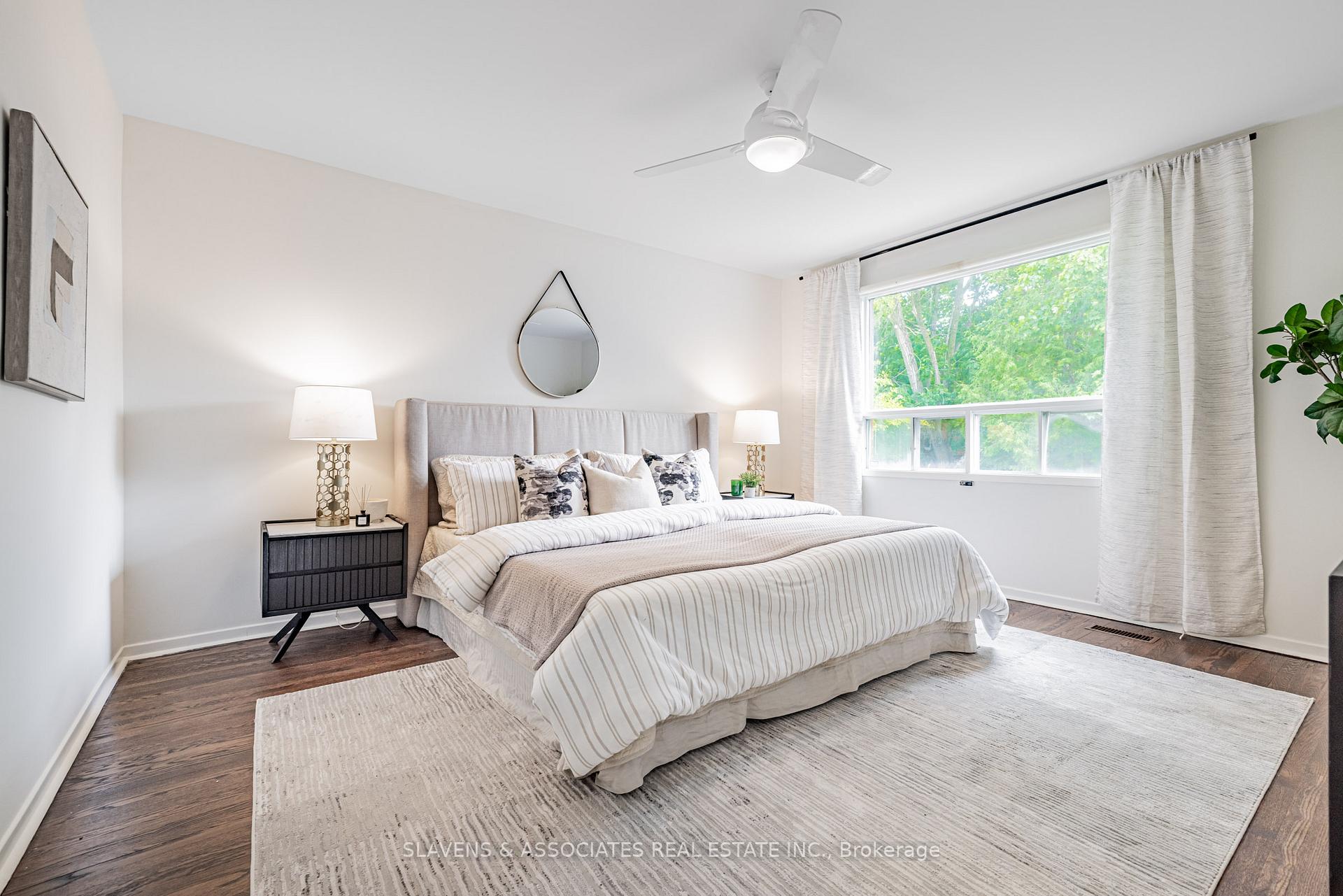 Photo 20 of 523 Glengarry Avenue, Toronto, Bedford Park-Nortown — HOMEH