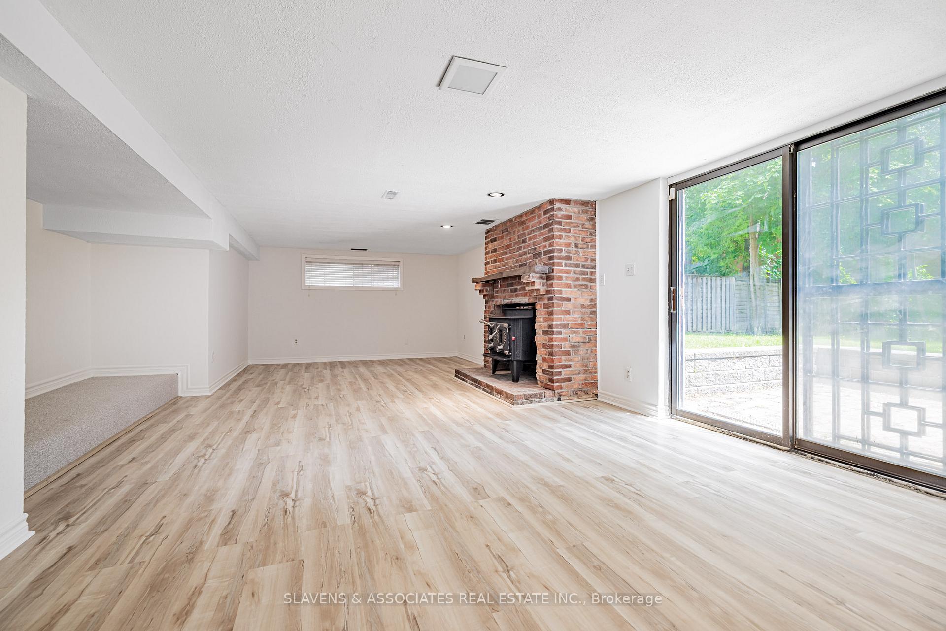 Photo 25 of 523 Glengarry Avenue, Toronto, Bedford Park-Nortown — HOMEH