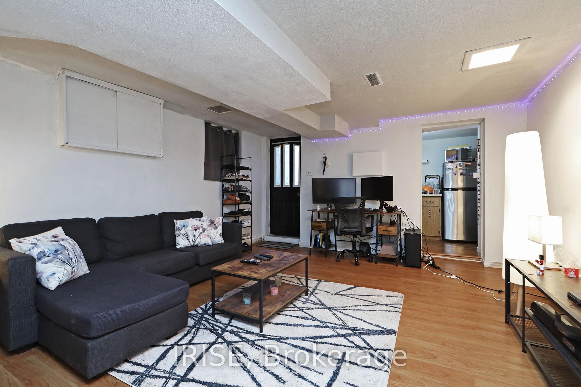 Photo 34 of 112 Donlands Avenue, Toronto, Danforth — HOMEH