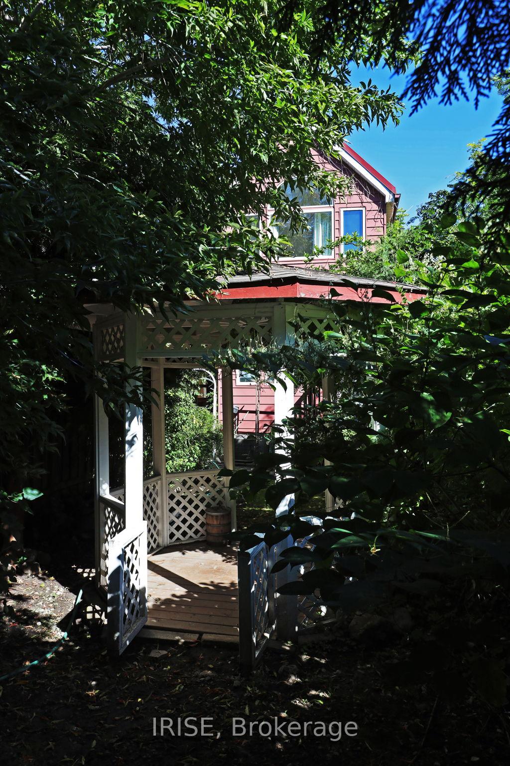 Photo 47 of 112 Donlands Avenue, Toronto, Danforth — HOMEH