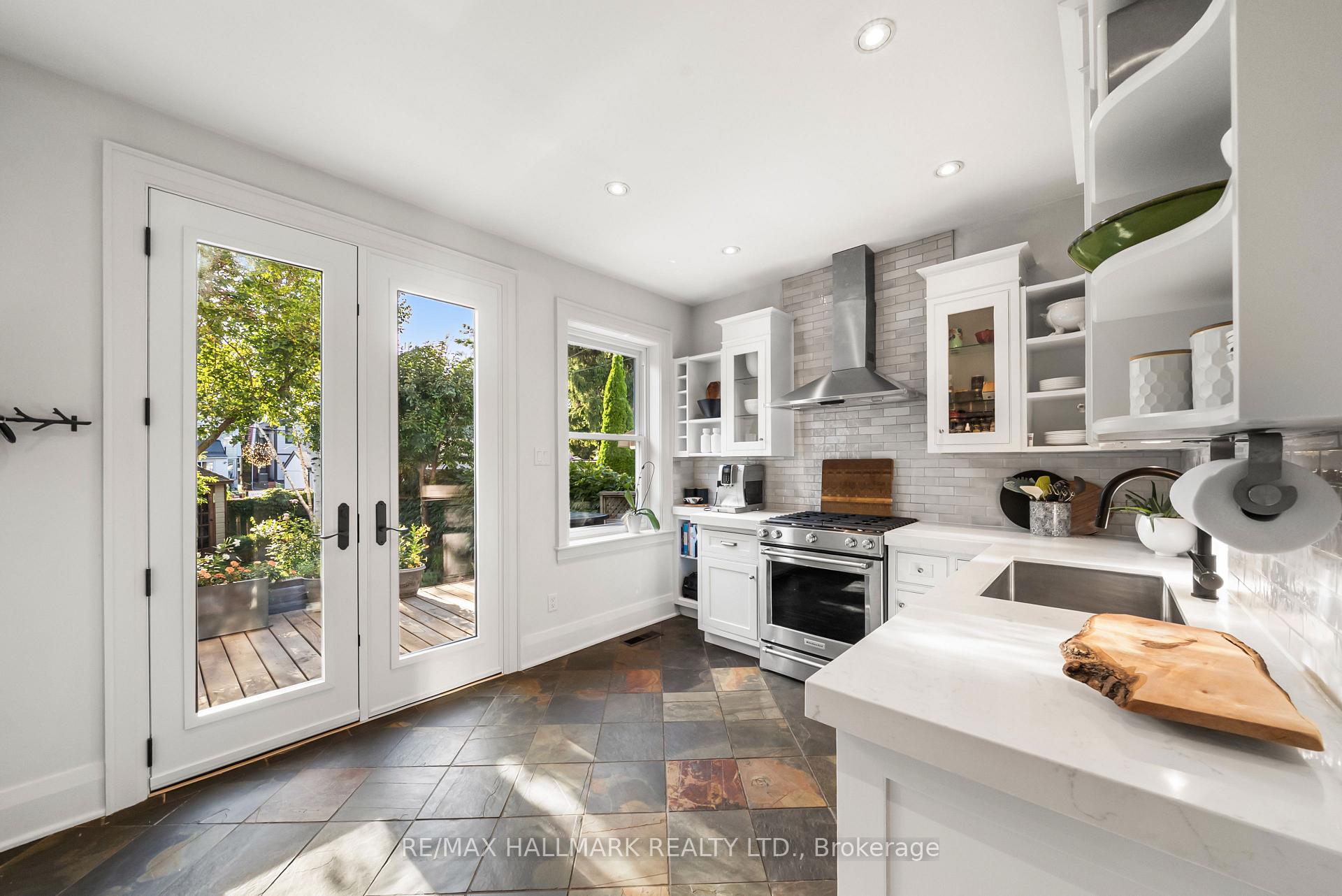 Photo 13 of 106 Malvern Avenue, Toronto, East End-Danforth — HOMEH
