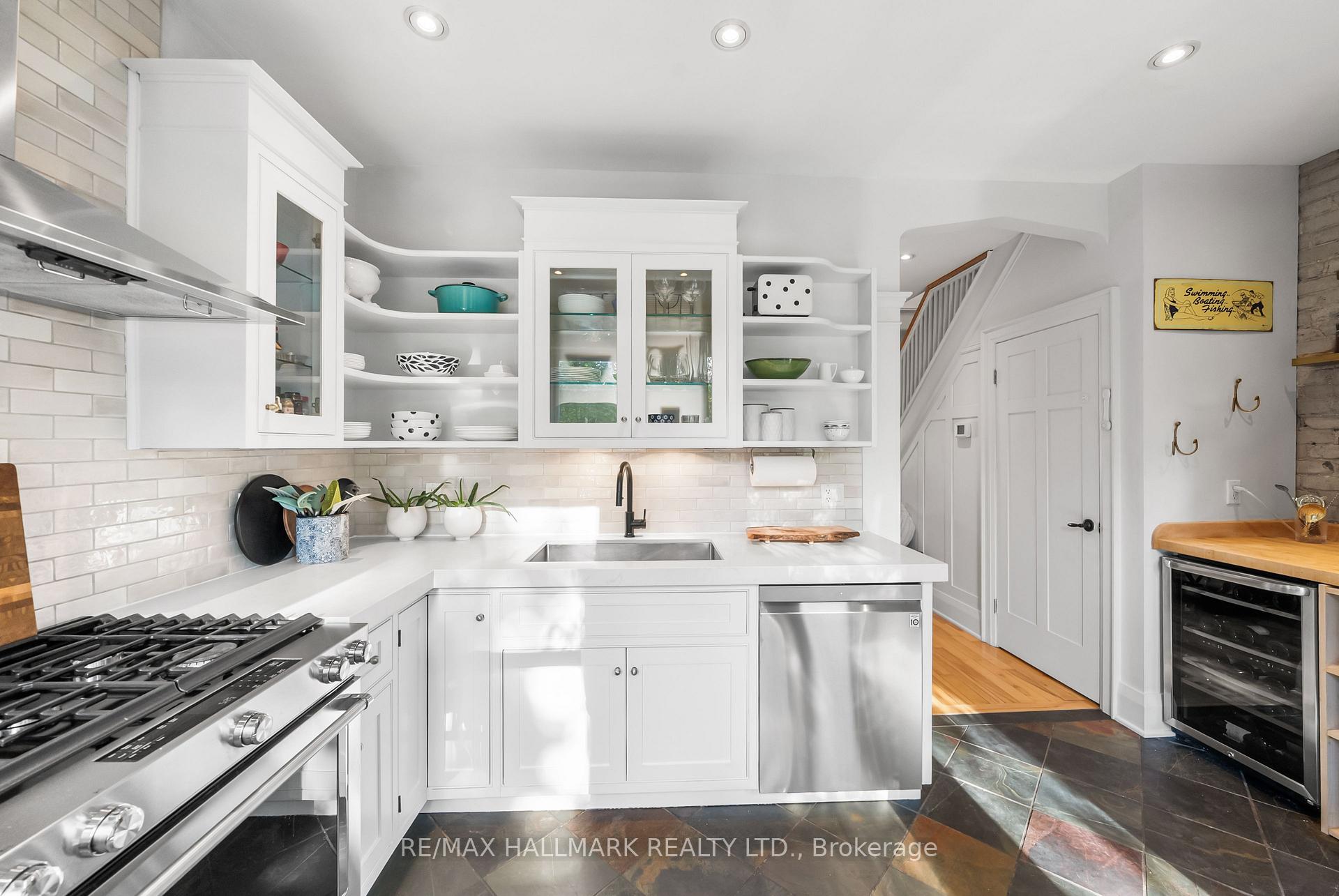 Photo 17 of 106 Malvern Avenue, Toronto, East End-Danforth — HOMEH